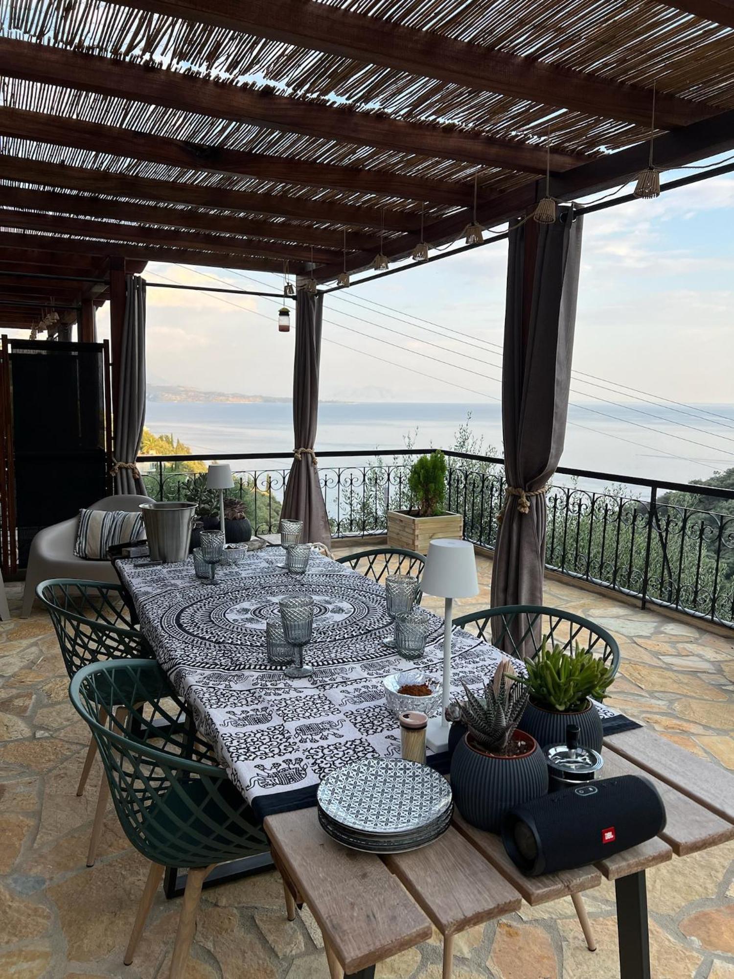 La Strade Apartments, Adults Only With Private Pool Apartment Katavolos