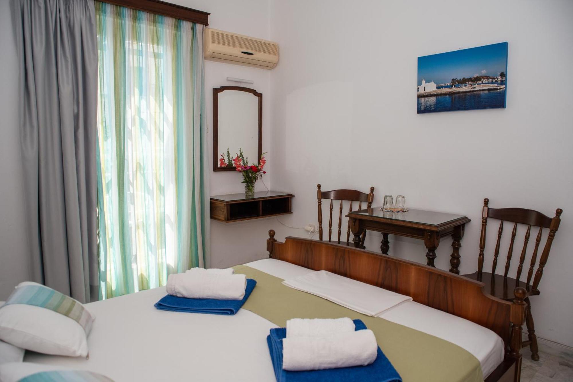 Adonis Naxos 2* Apollon (Naxos)
