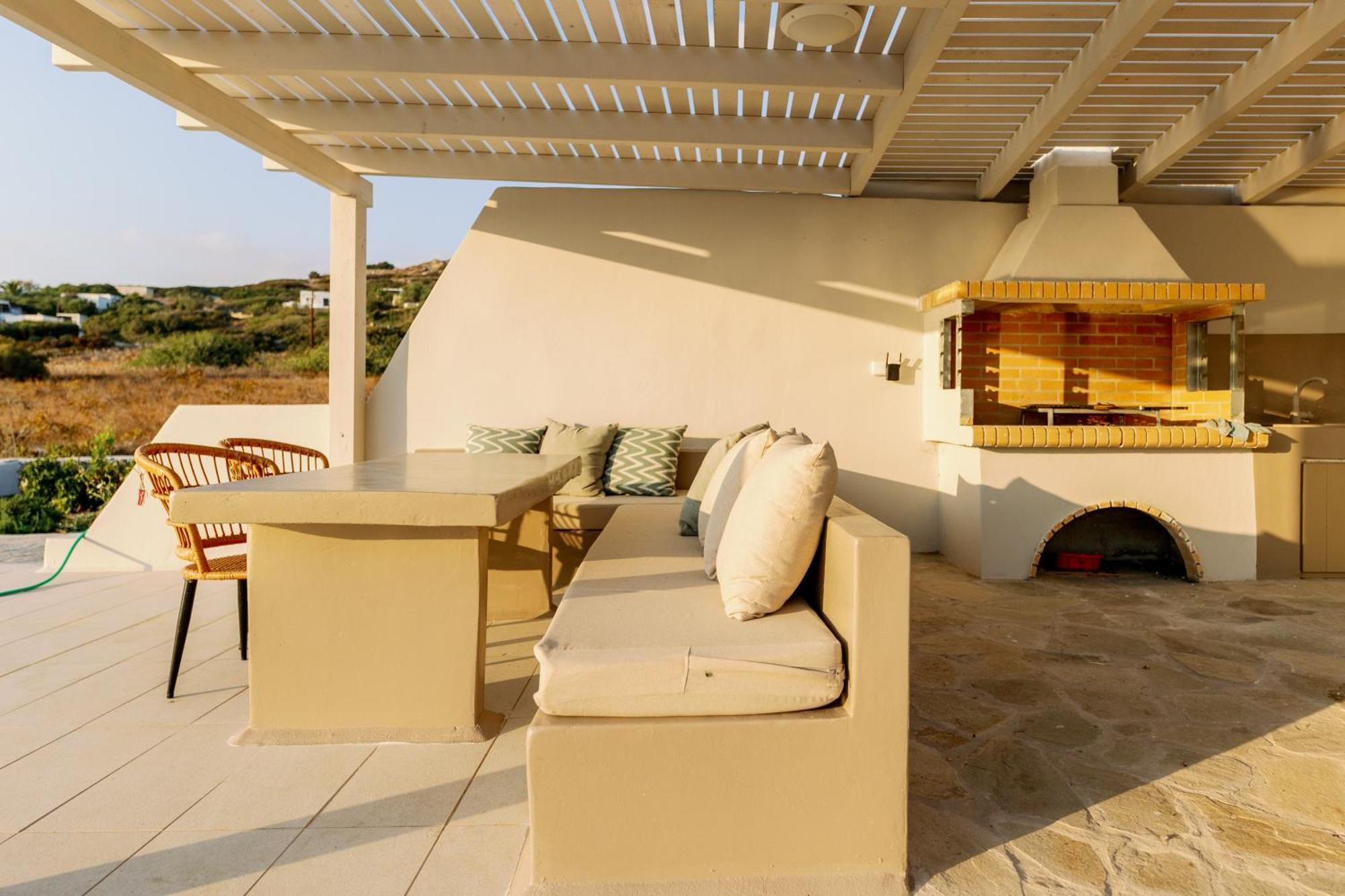Finest -seaside With Private Swimming Pool- Villa