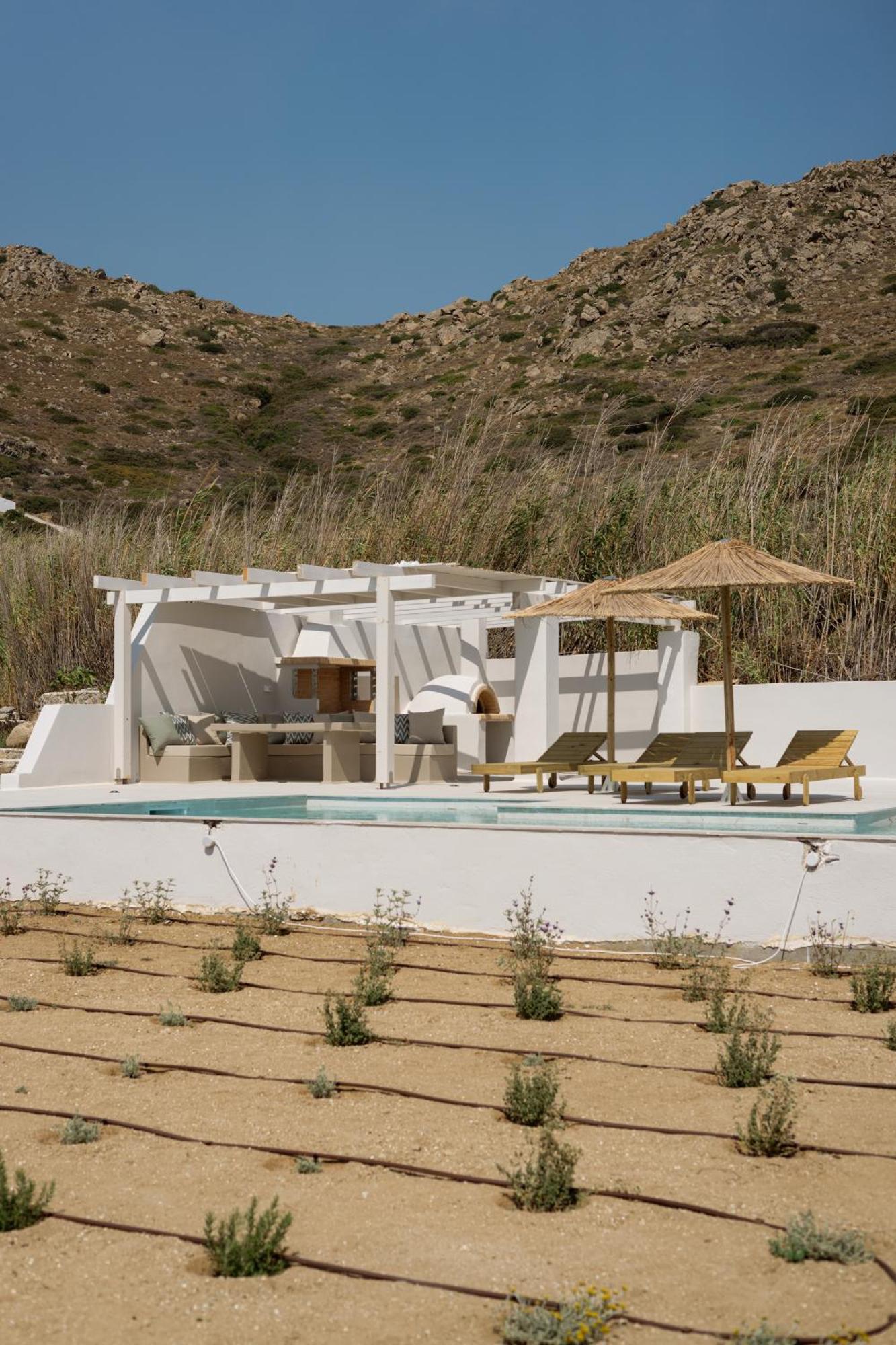 Finest -seaside With Private Swimming Pool-