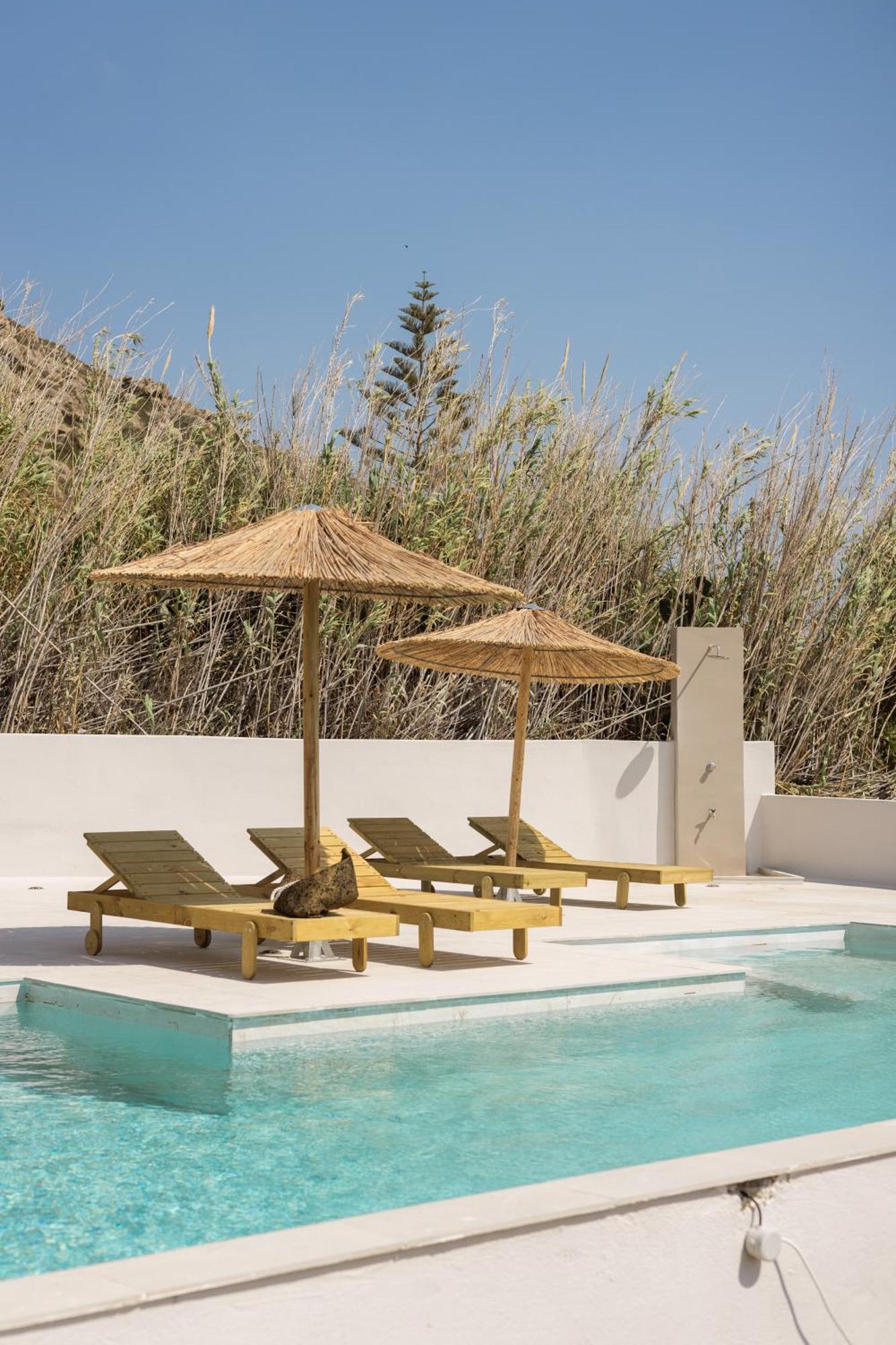 Finest -seaside With Private Swimming Pool- Villa Mikri Vigla