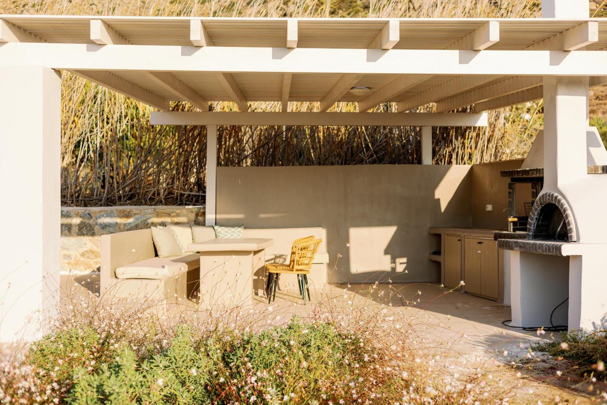 Finest -seaside With Private Swimming Pool-