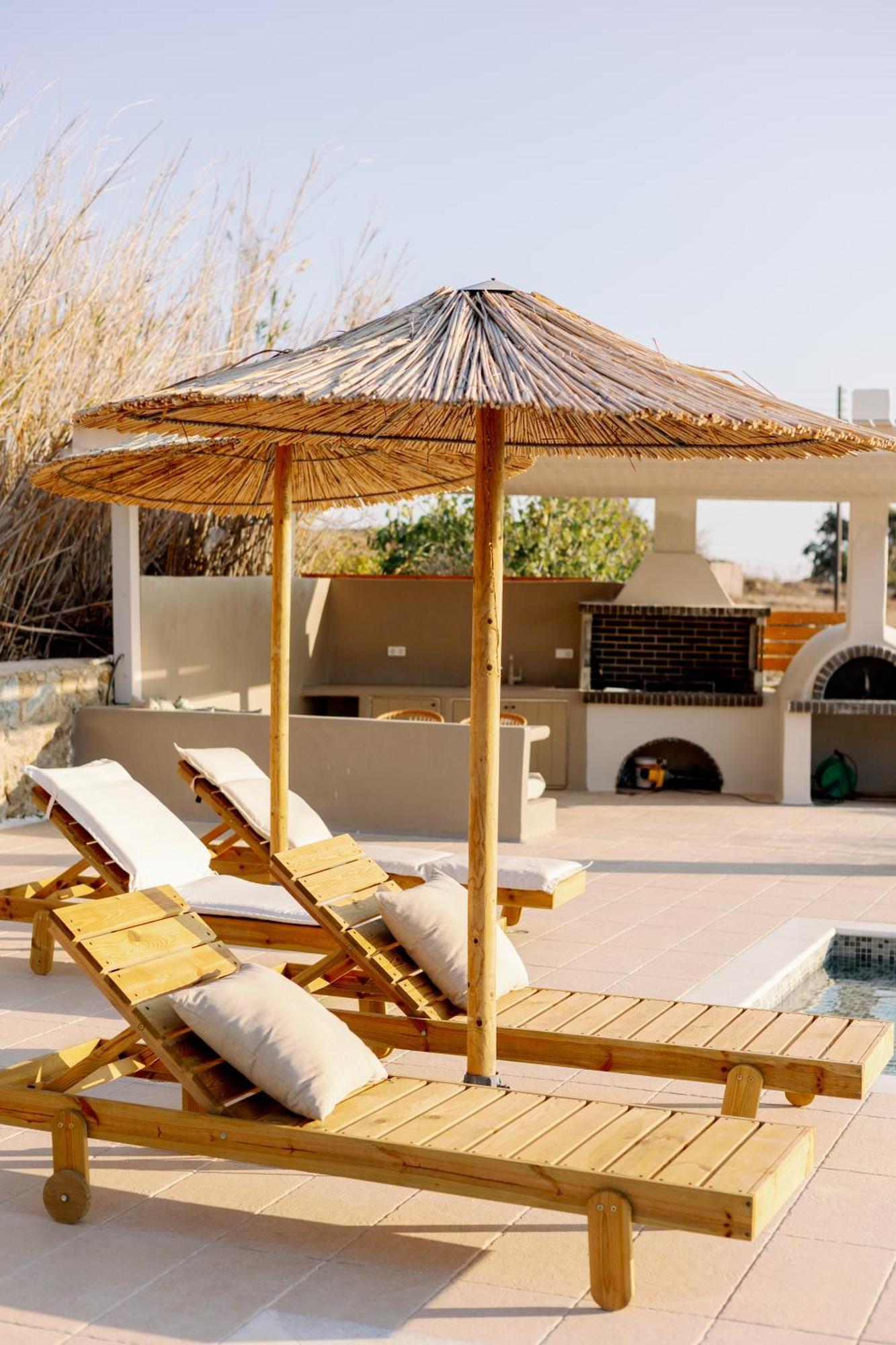 Finest -seaside With Private Swimming Pool- * Mikri Vigla