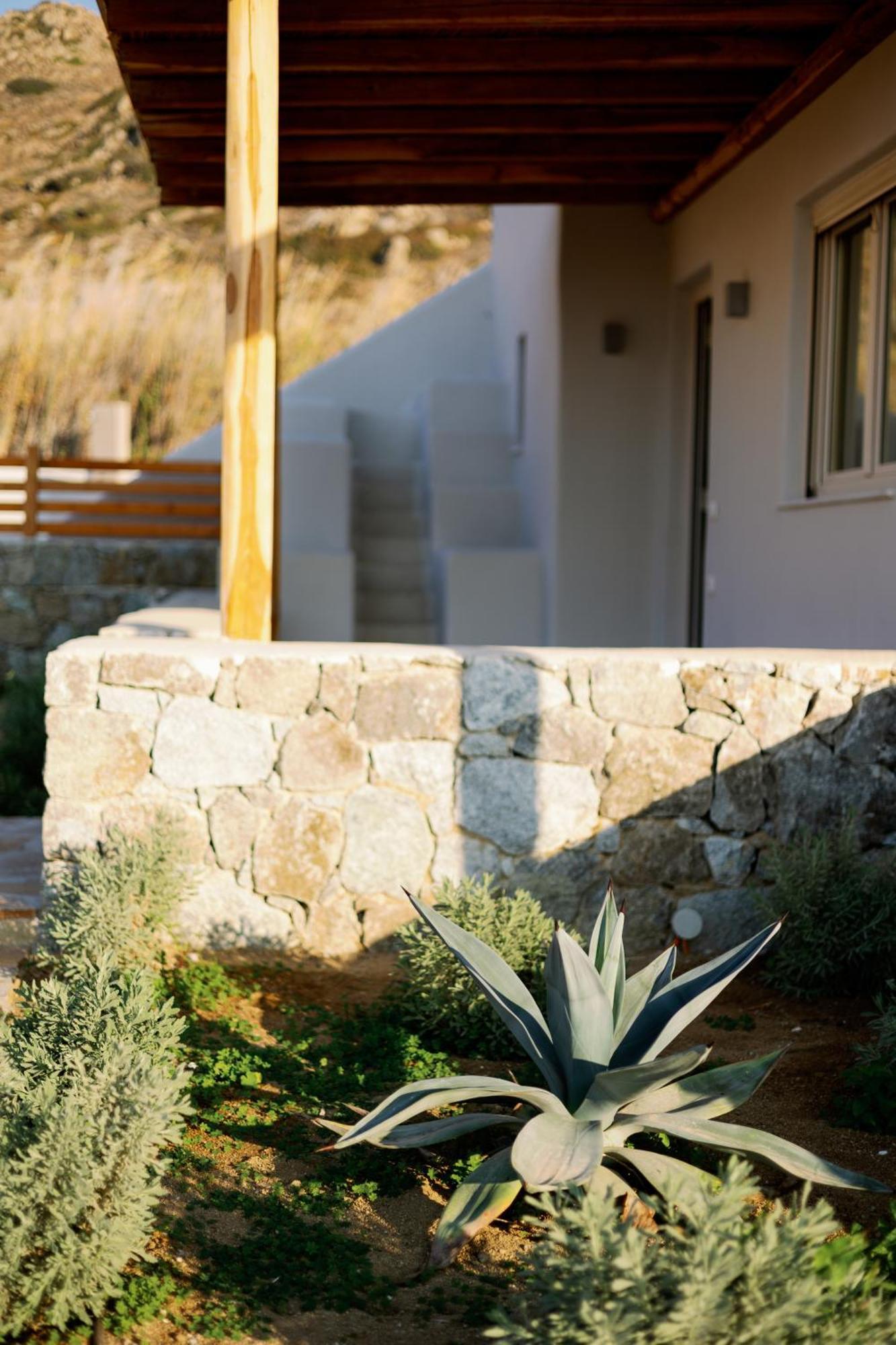 Finest -seaside With Private Swimming Pool- Villa *