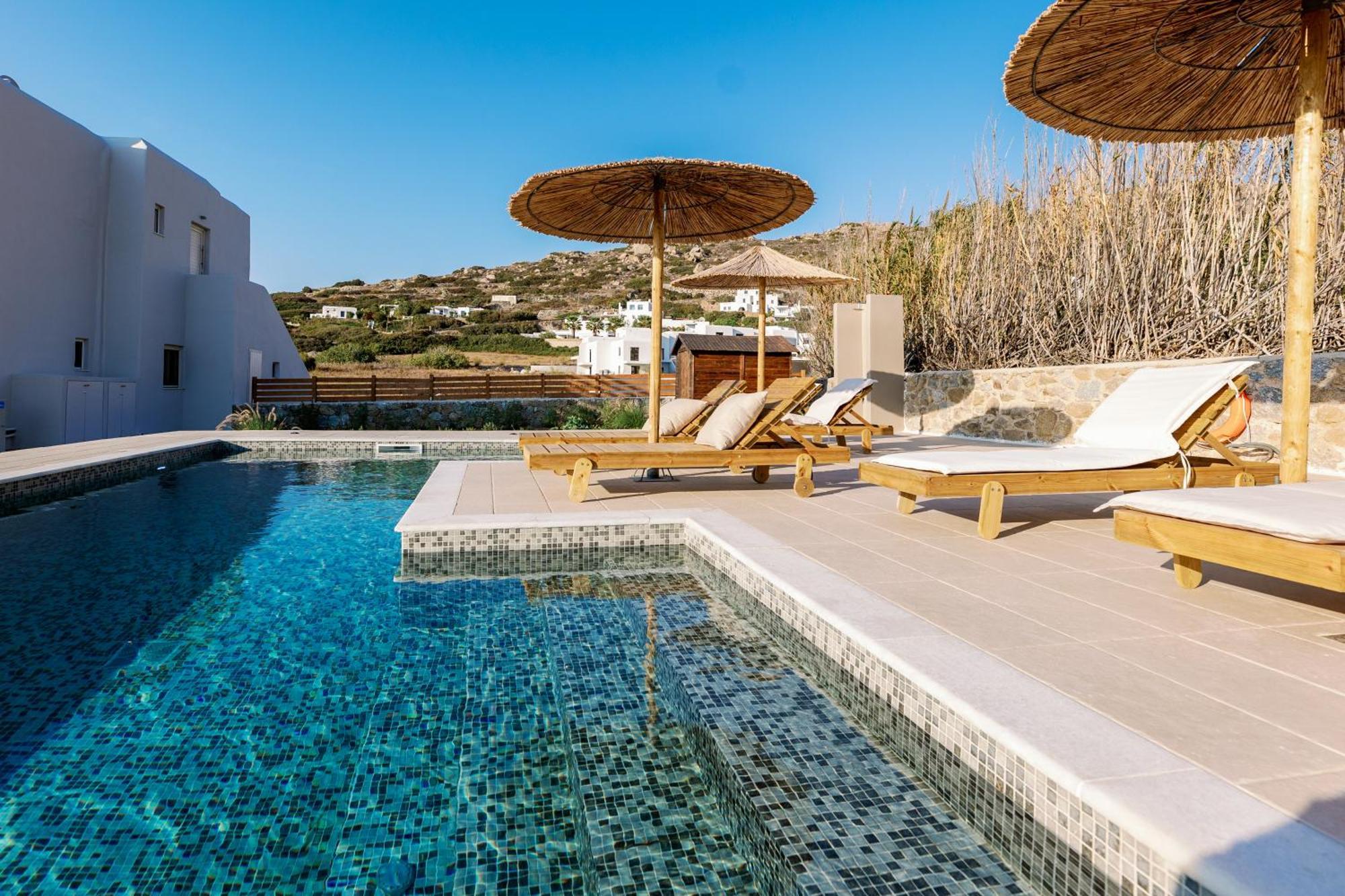 Finest -seaside With Private Swimming Pool- *