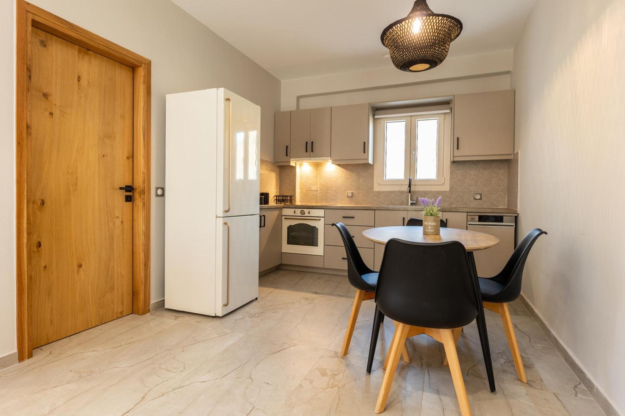 Finest -seaside With Private Swimming Pool- *