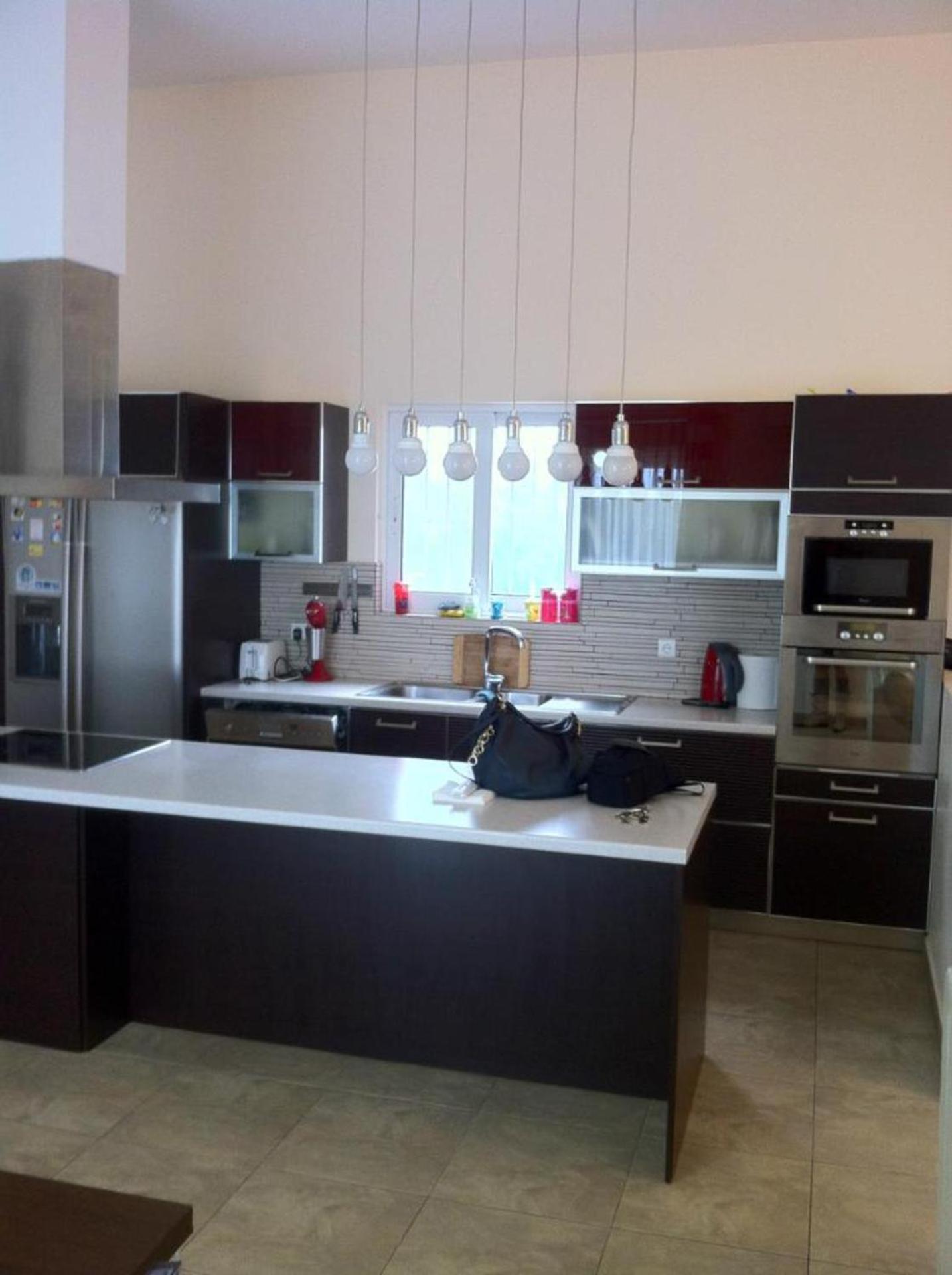 Villa Luxurious 6 Bedroom In A Great Location