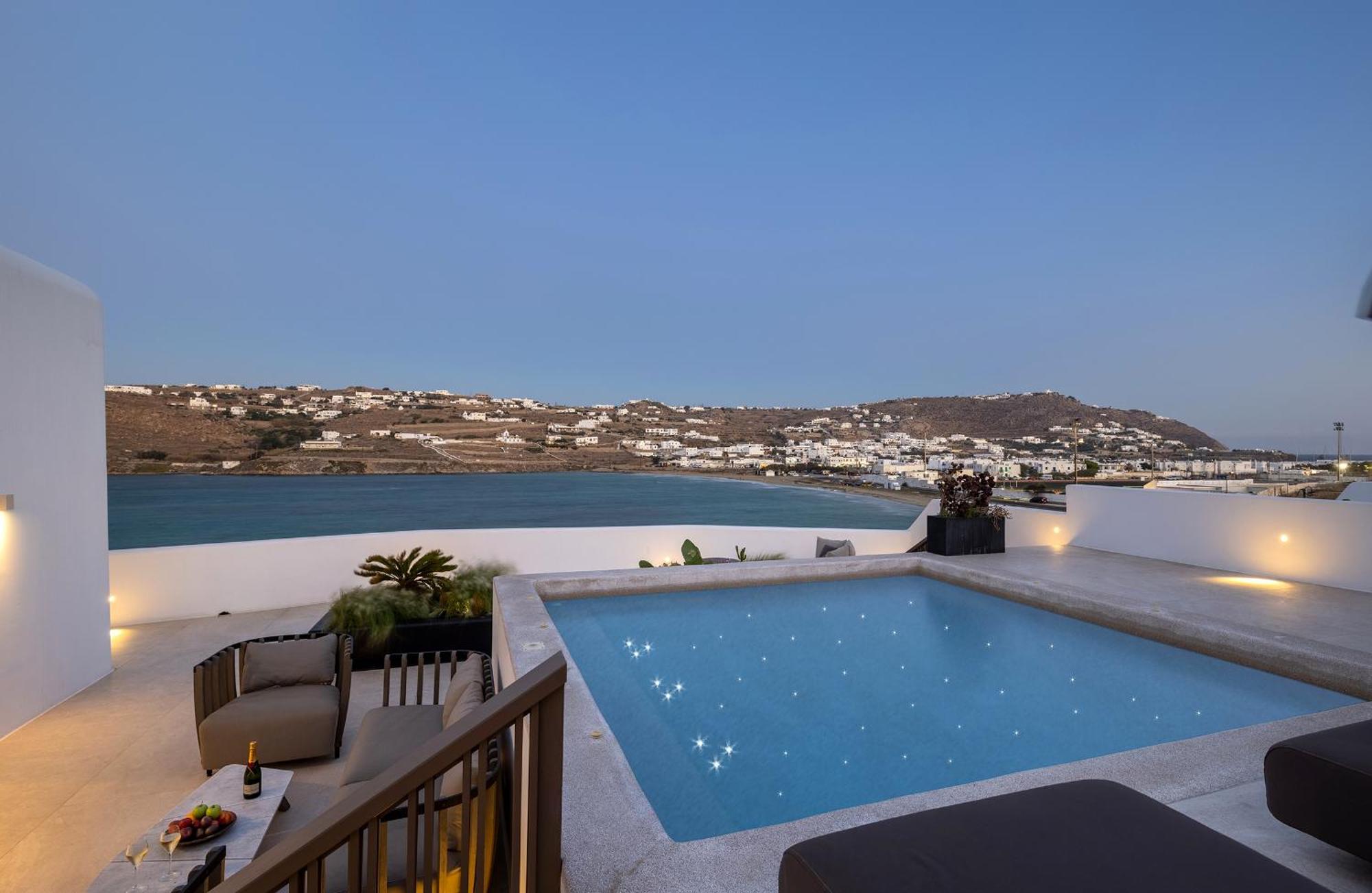 Hotel Aeonic And Mykonos Town