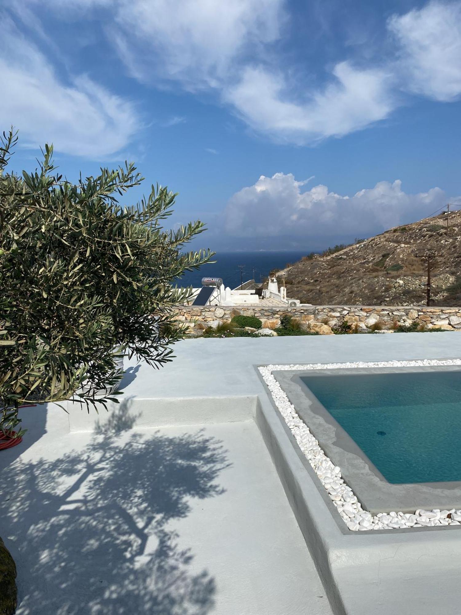Petrinaki Villa *