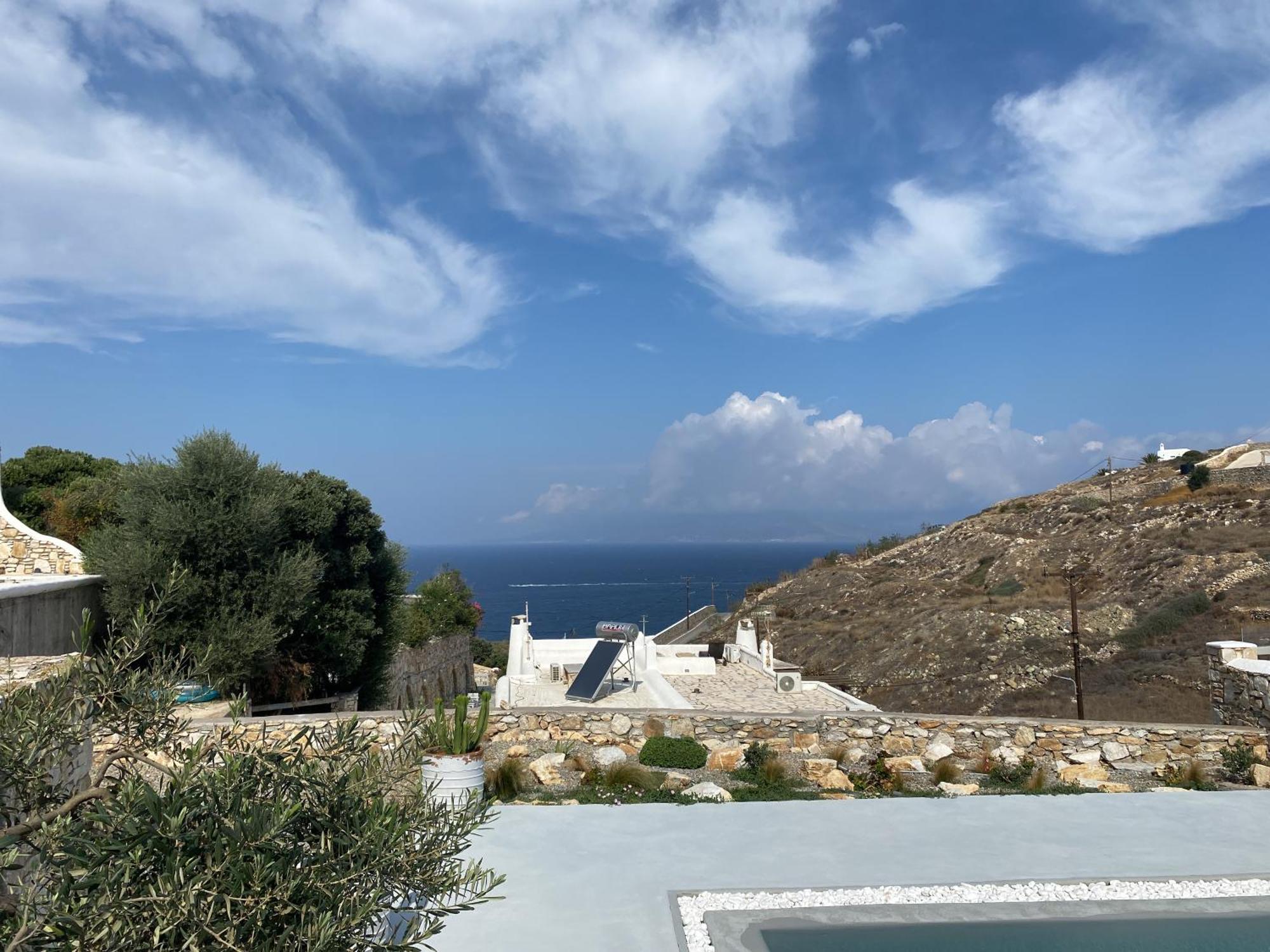 Petrinaki * Mykonos Town
