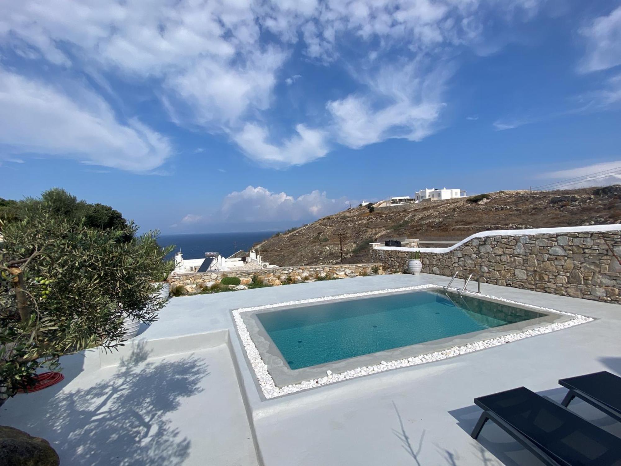 Petrinaki Mykonos Town