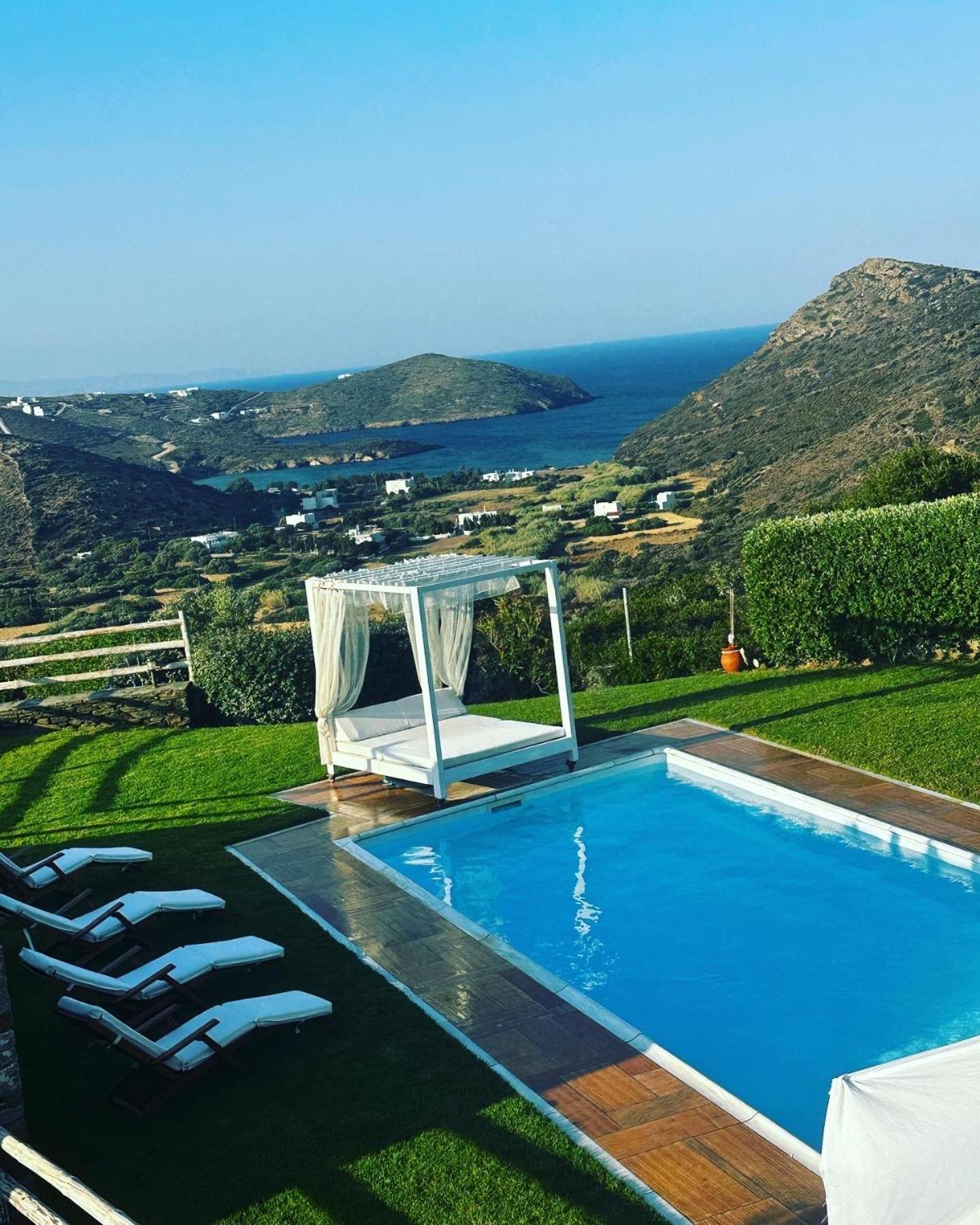 Heliades Villa Gavrio