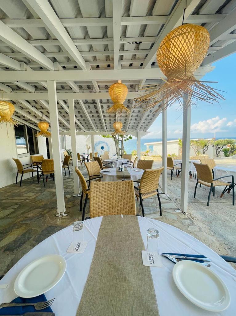 Lassion Golden Bay Hotel