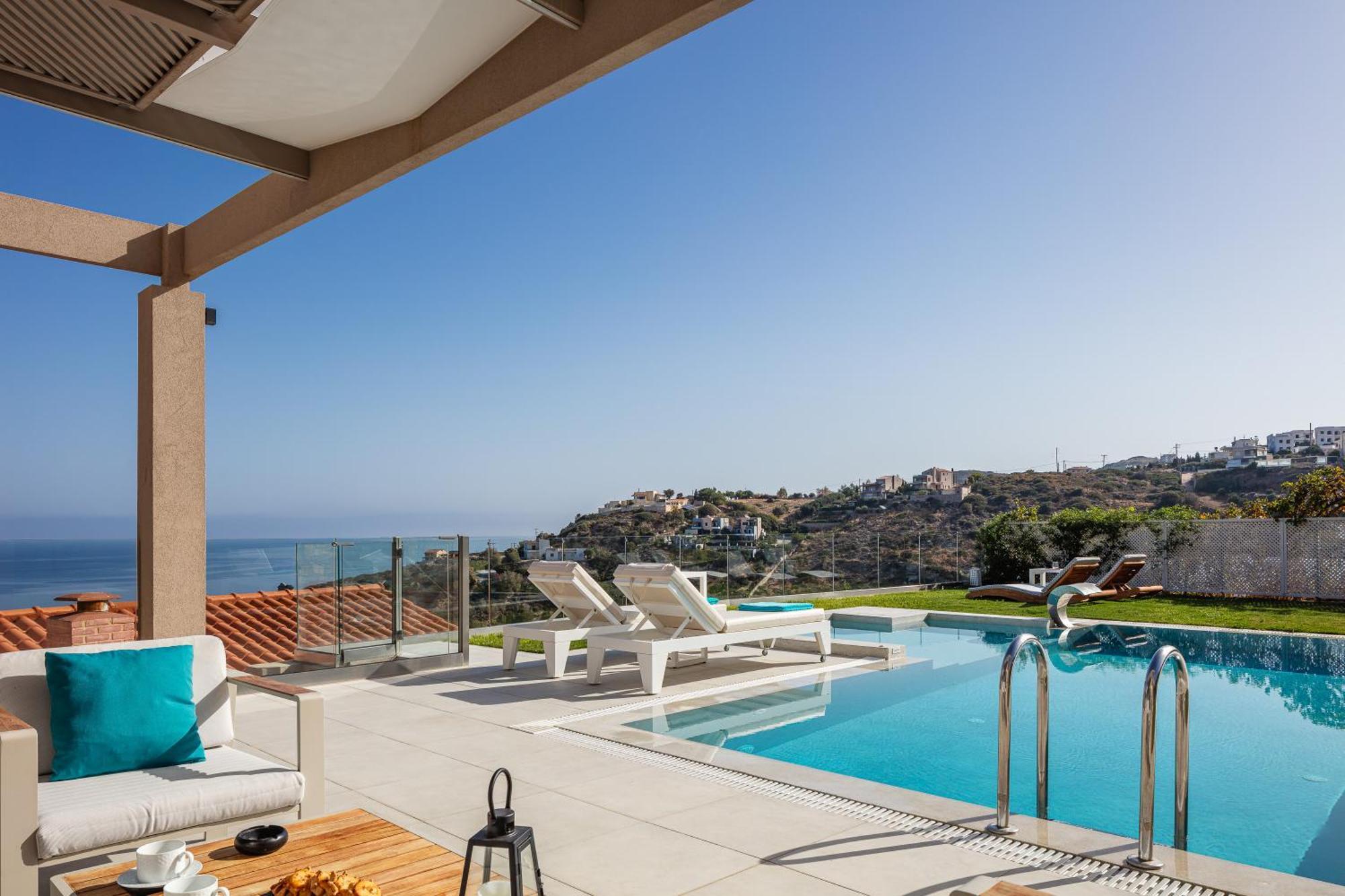 Villa Pinnacle *