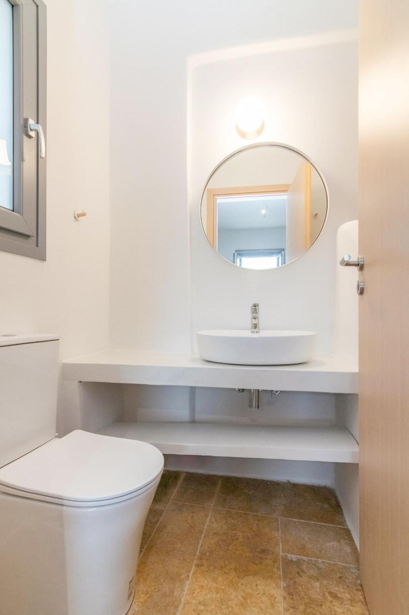 Art Beachfront Apartment Panormos (Tinos)