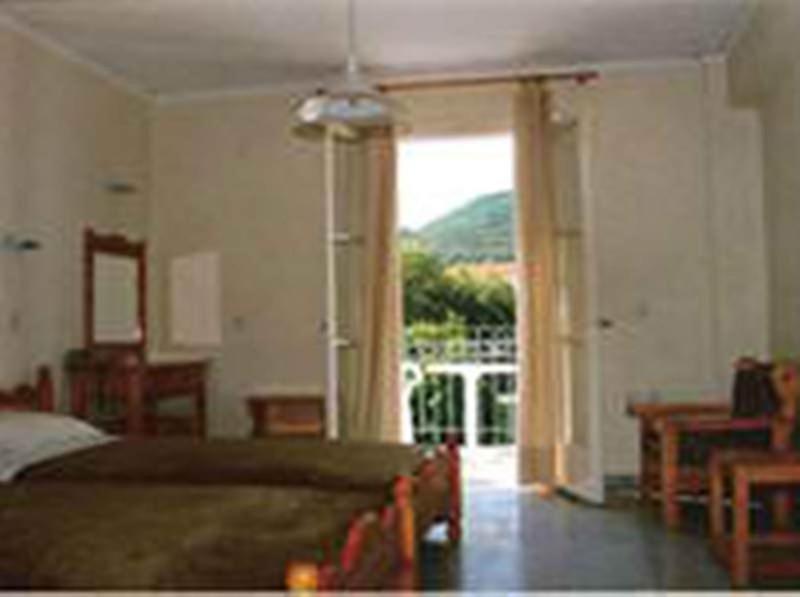 Aparthotel Louisa Poros (Kefalonia)