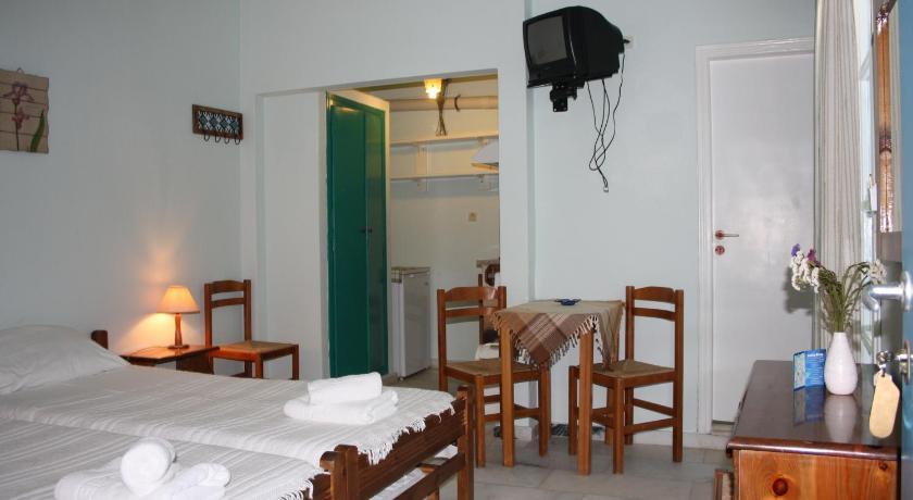 Naxos Apartment *