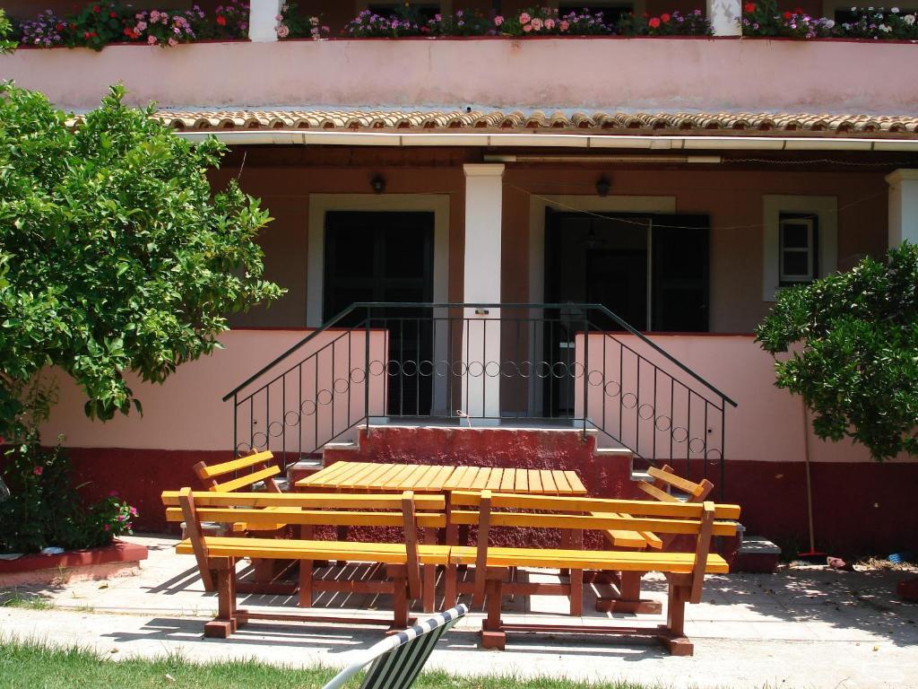 Apartment Toula Dassia (Corfu)