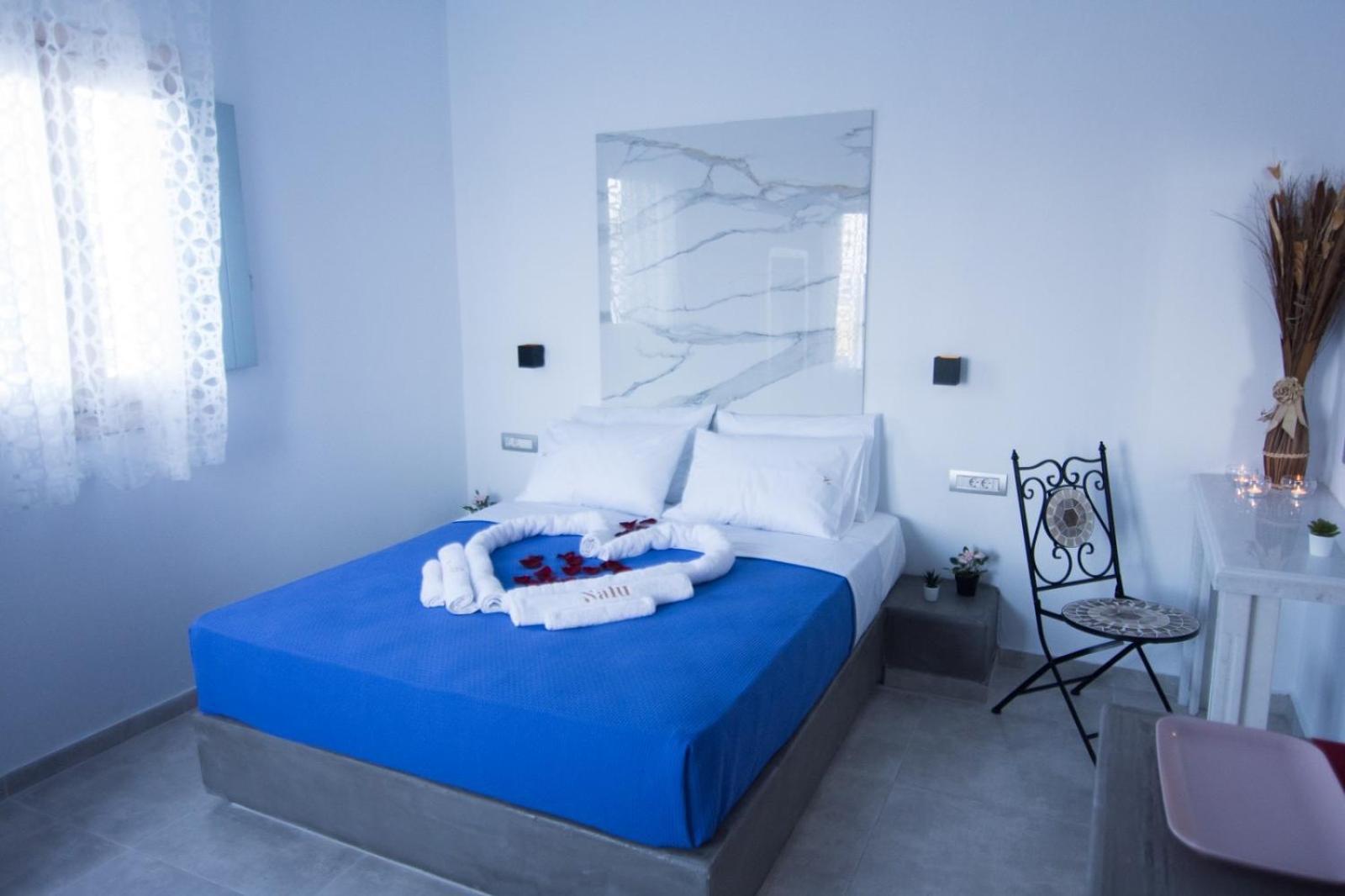Nalu Hotel Fira (Santorini)