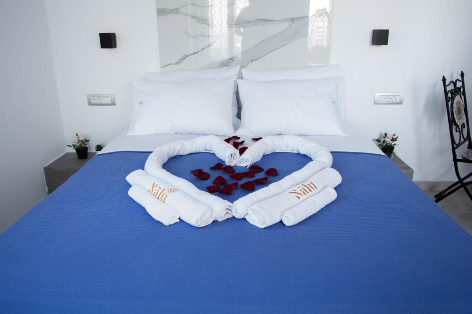 Hotel Nalu Fira (Santorini)