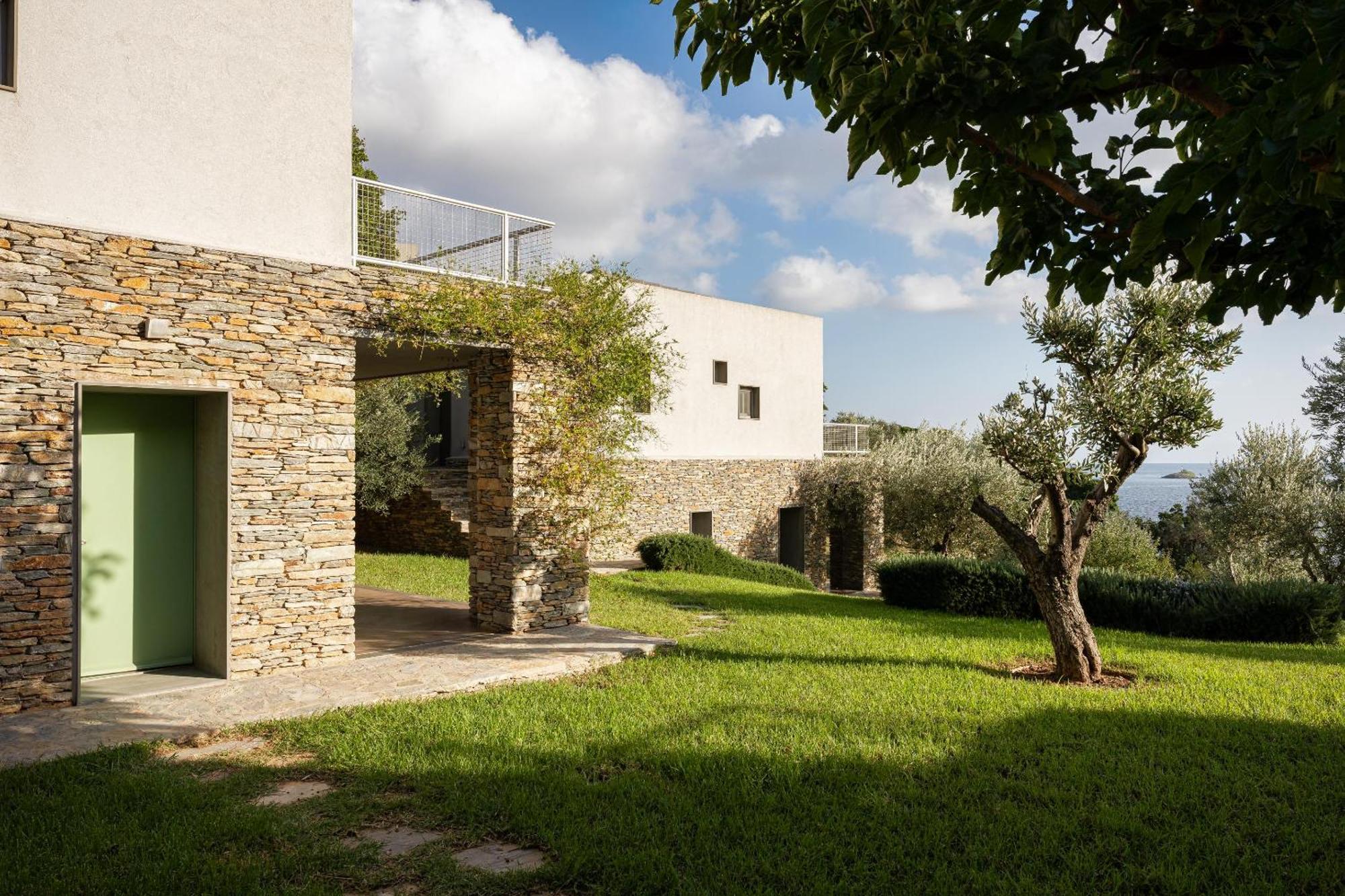 Pelagoon Villa *