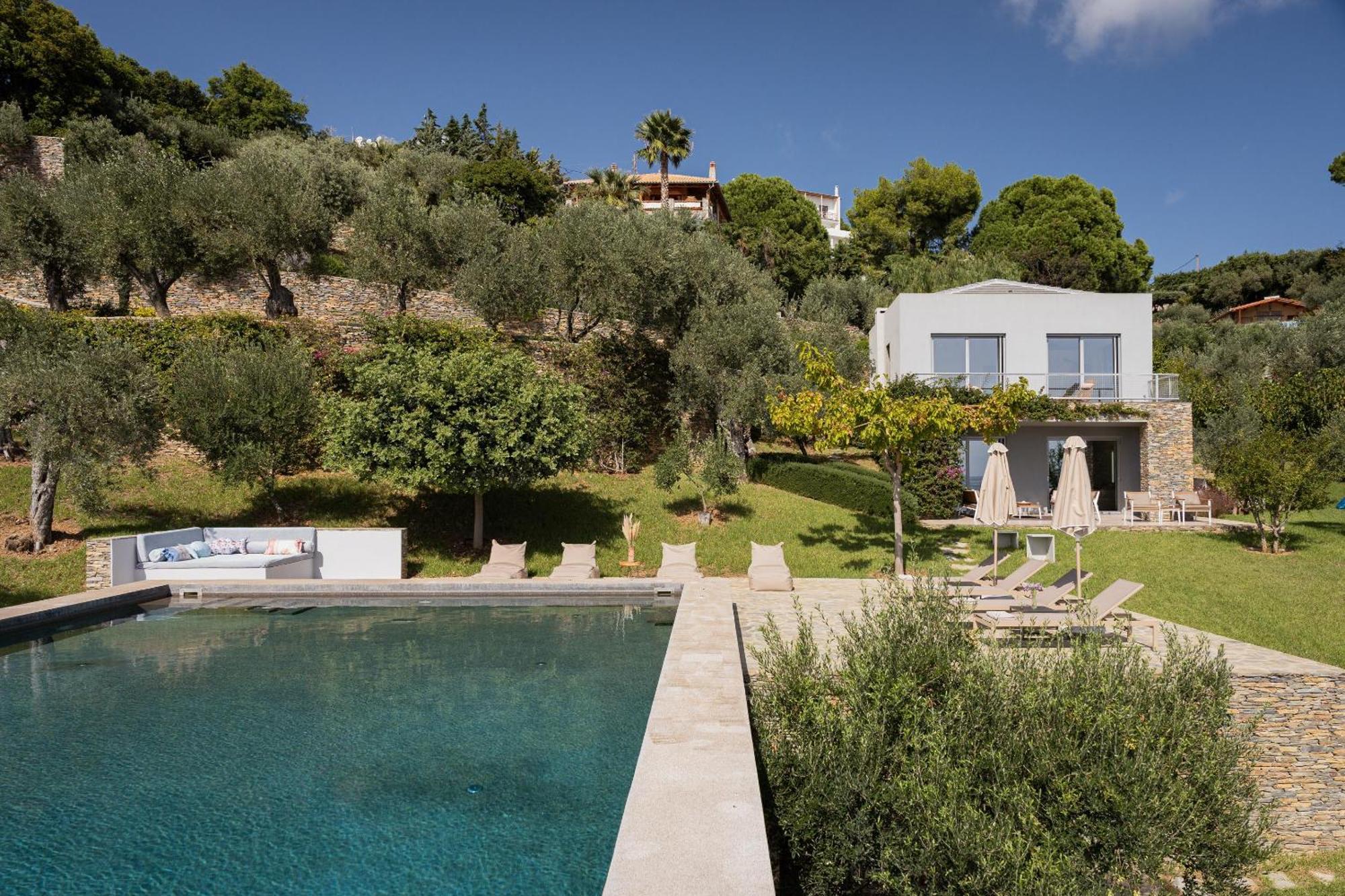Pelagoon Villa Skiathos Town