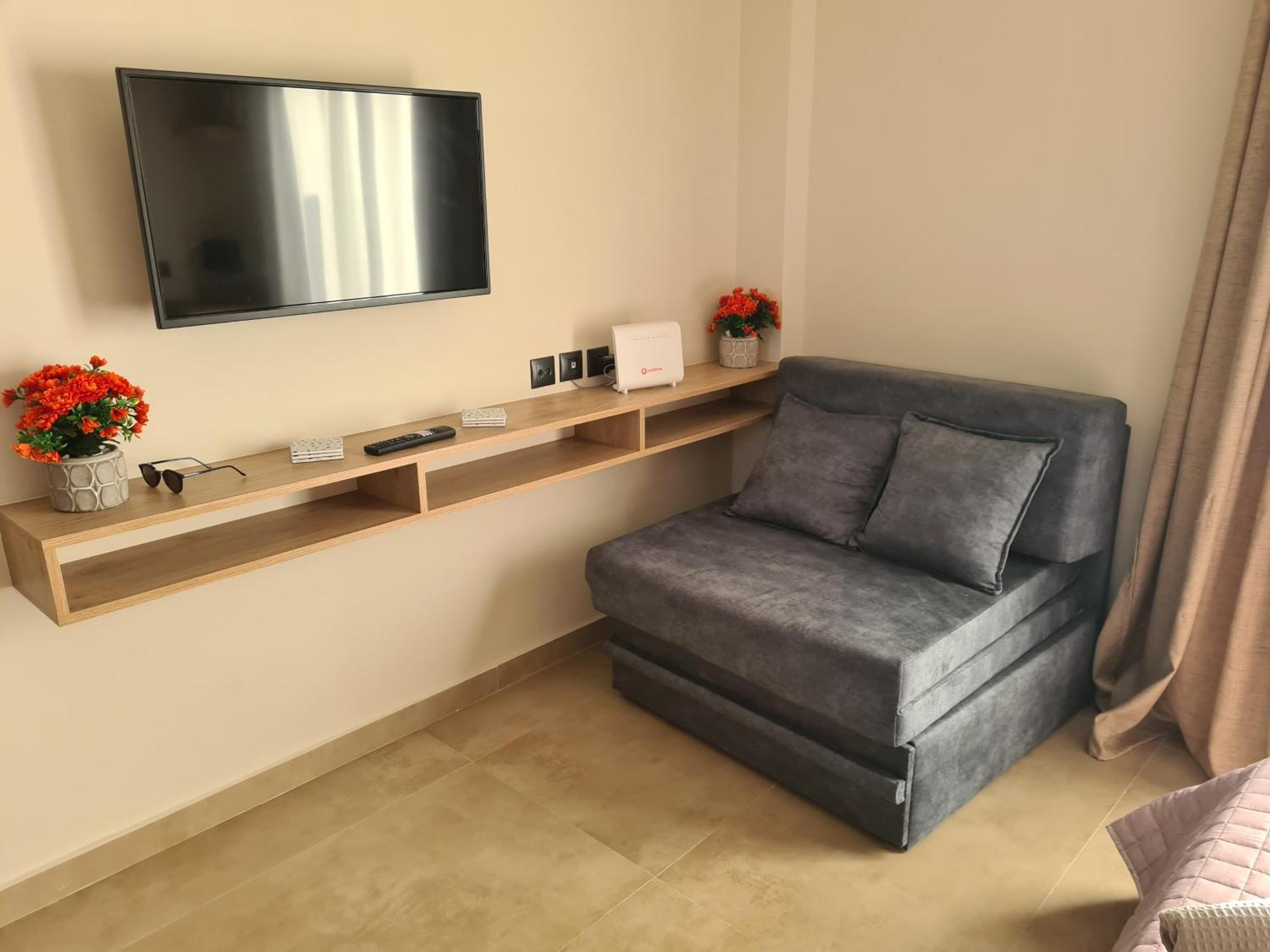 Fay's Luxury Loft Apartment