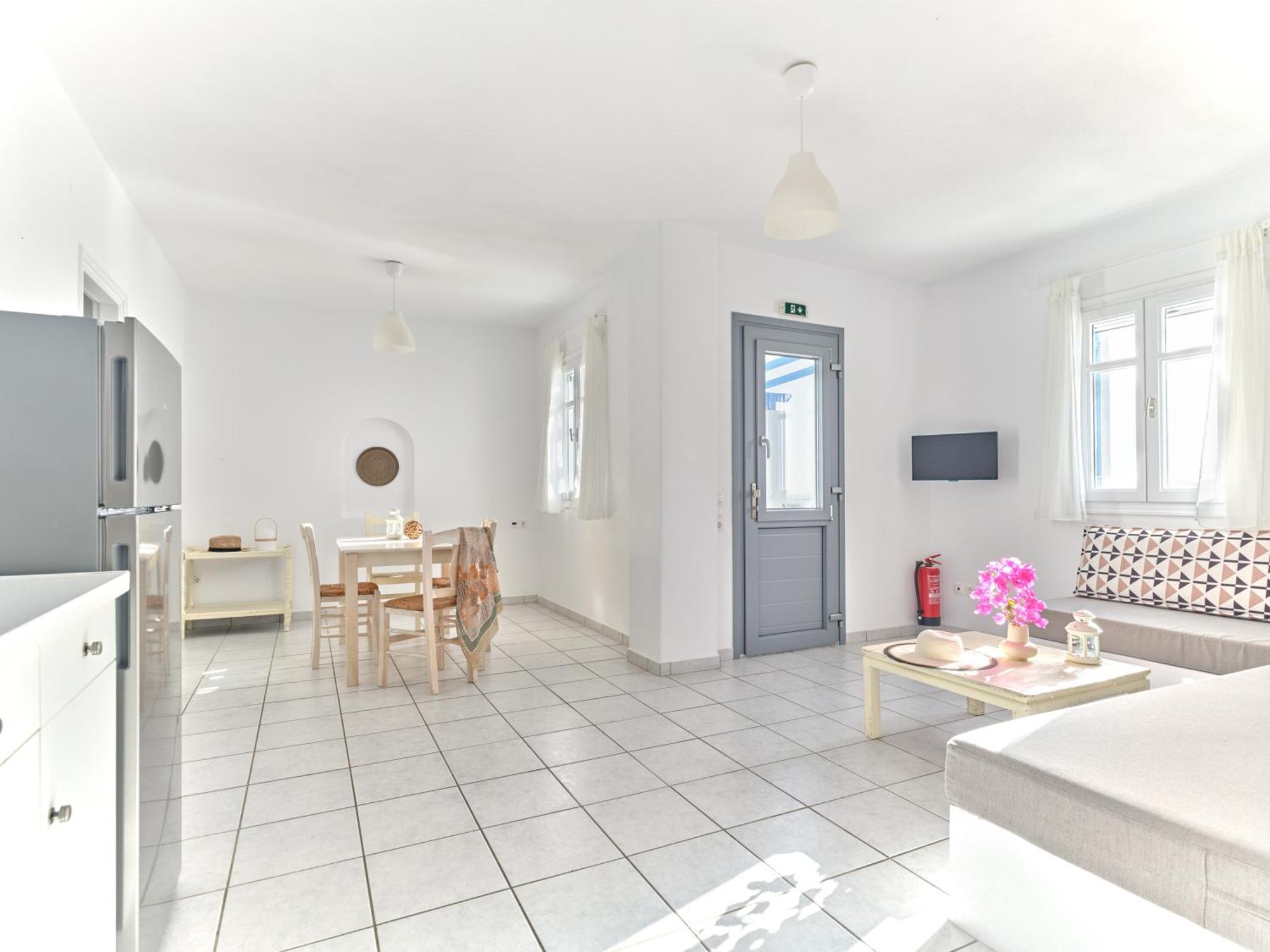 Cleopatra Seaside Homes, Logaras, Paros Piso Livadi