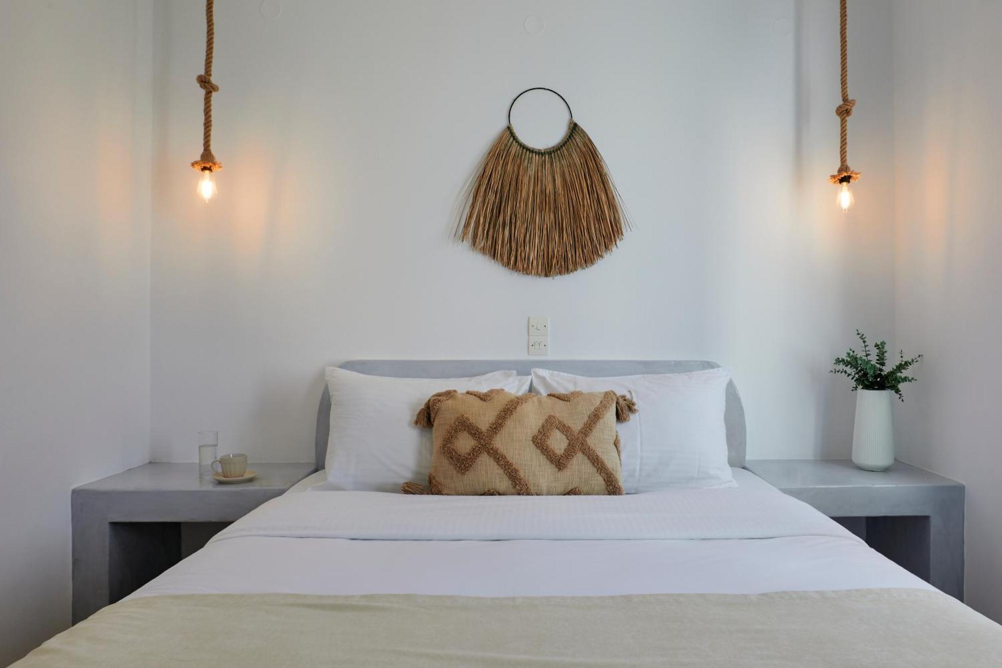 Athiri Santorini Hotel 3*