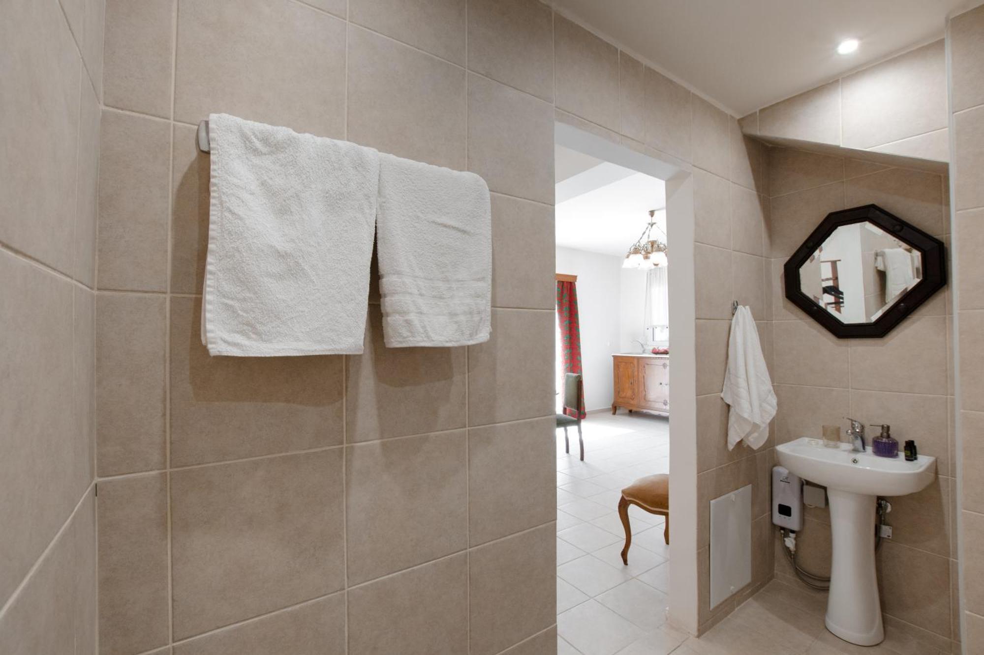 Prasini Folia - Studio Sohora Apartment *