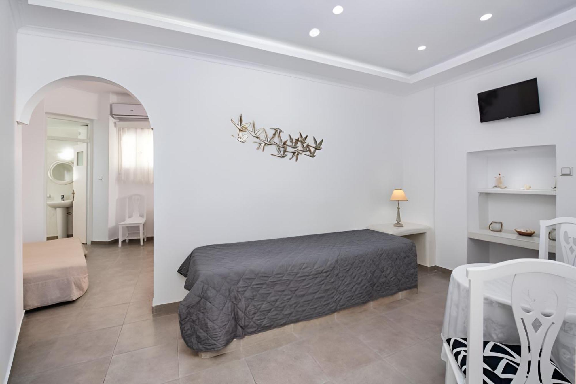Hotel Vinas Place Center 2*