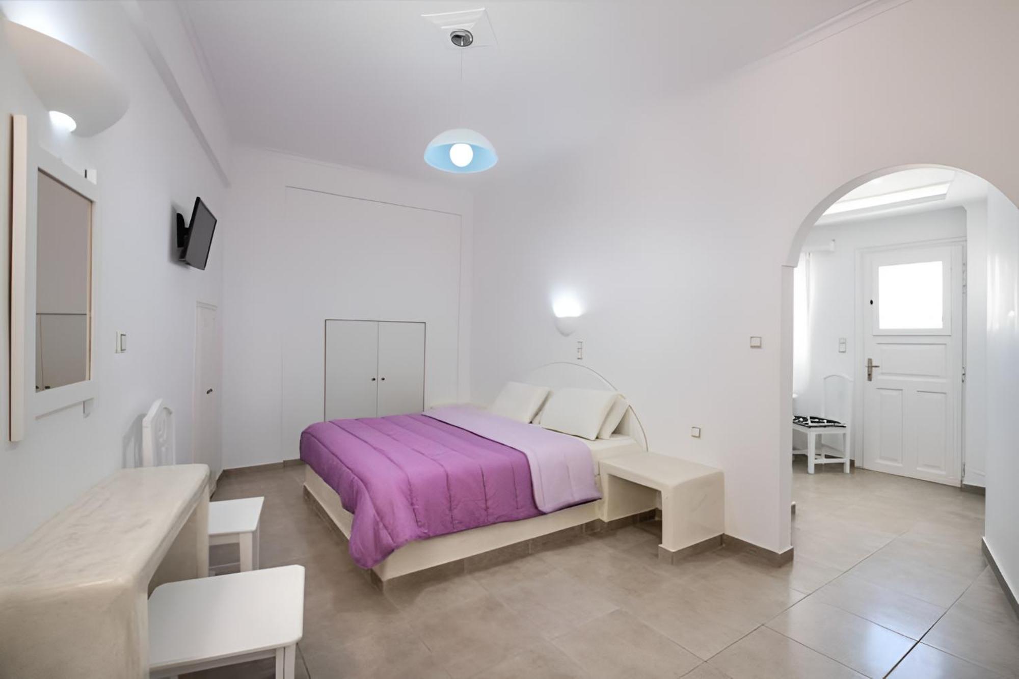 Vinas Place Center 2*