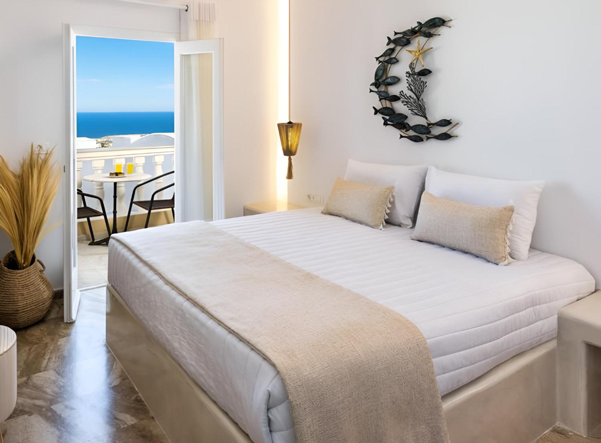 Vinas Place Center Fira (Santorini)