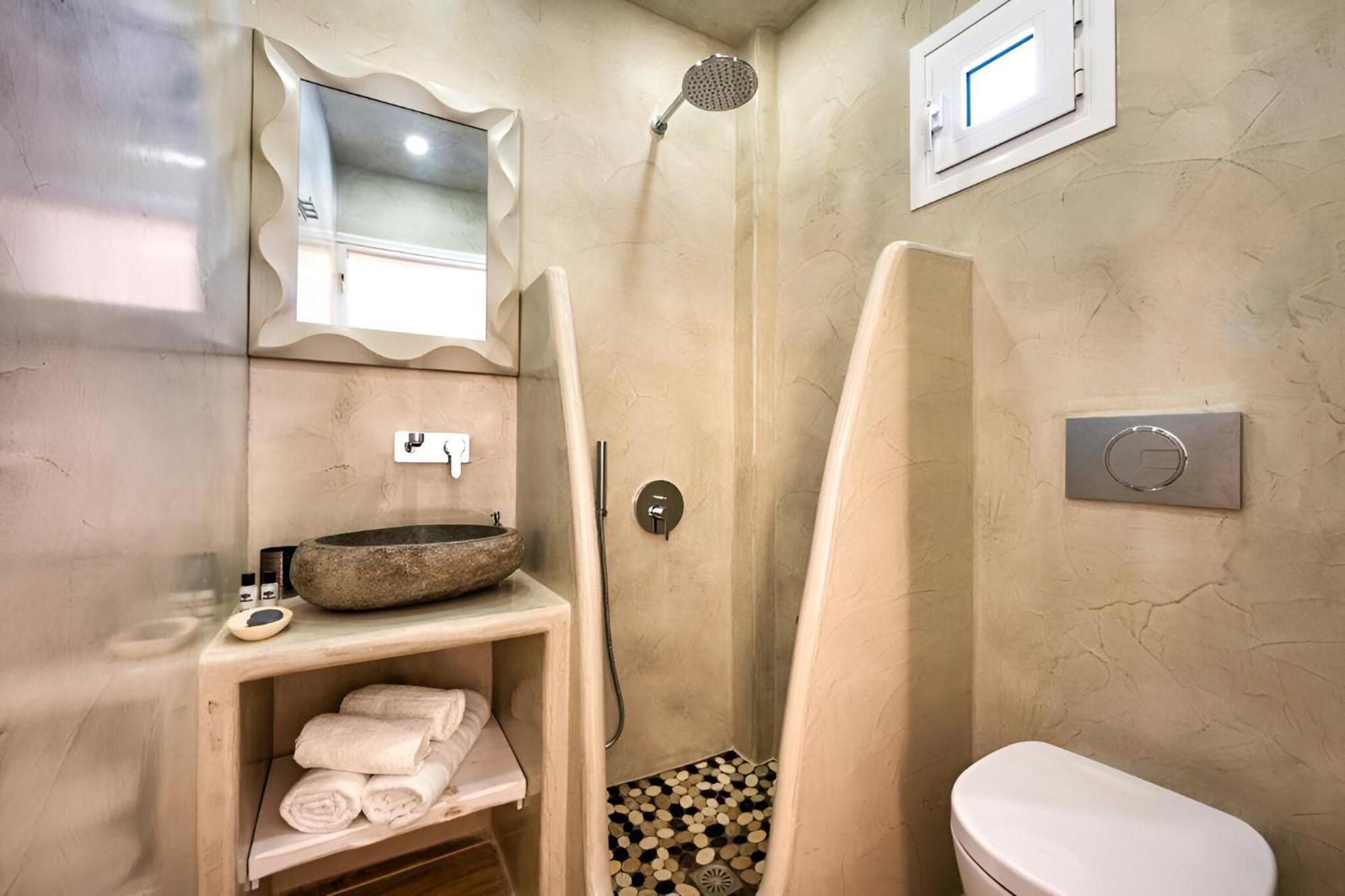 Vinas Place Center 2* Fira (Santorini)