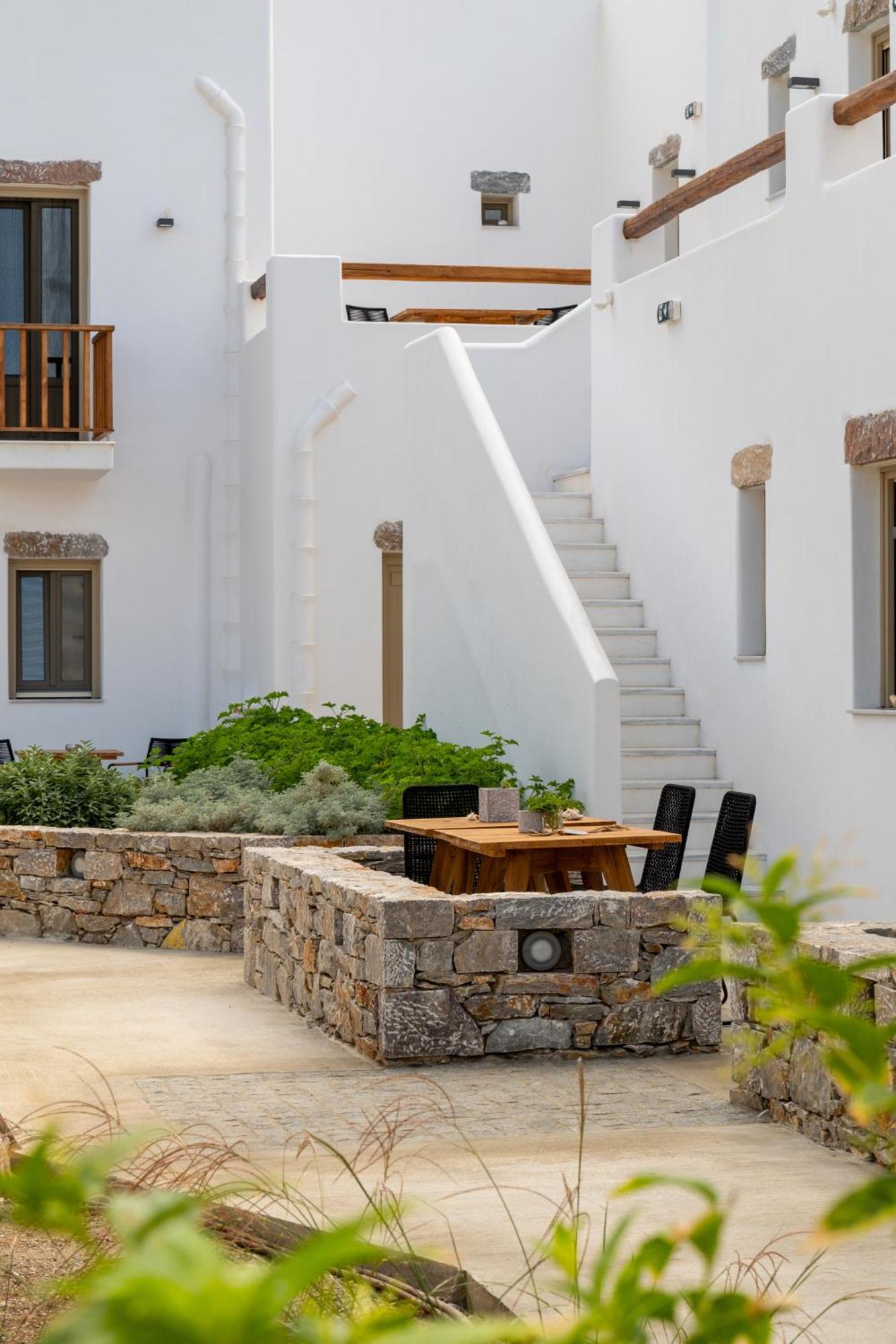 Soil Amorgos Hotel