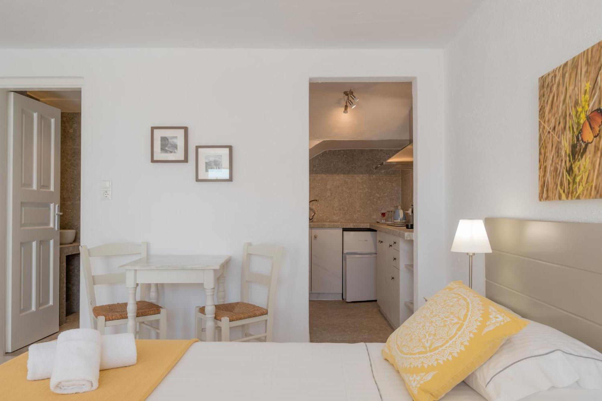 Anthos Aparthotel