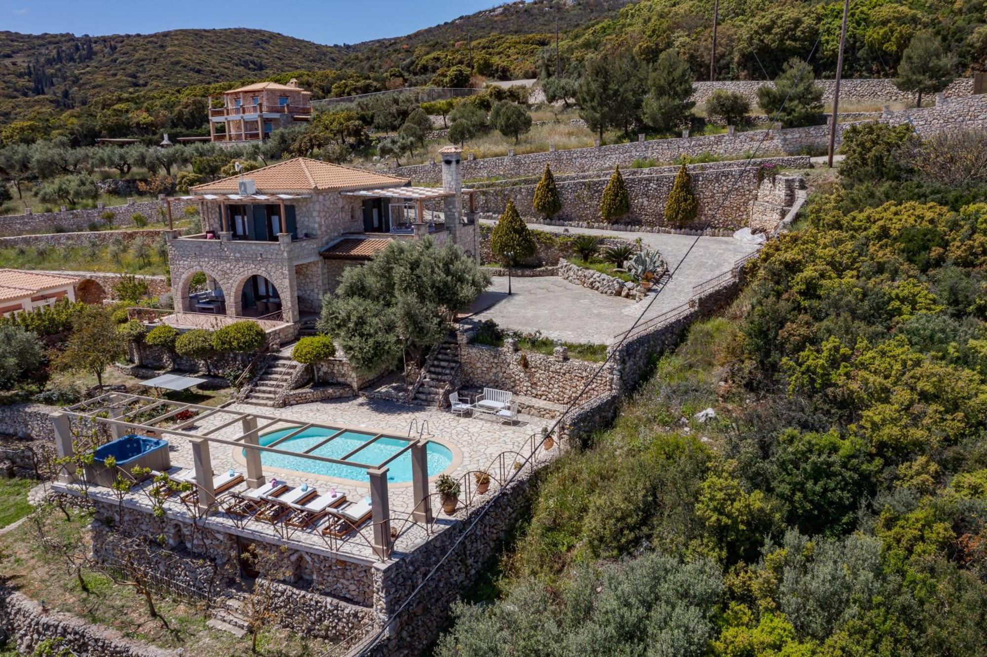 Armos Stone - Private Pool & Sea Views, By Zantewize Villa Skinaria