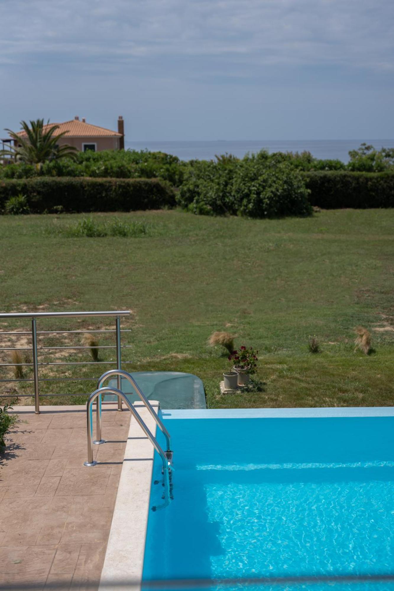 Villa Aleli With Tennis Court Minia