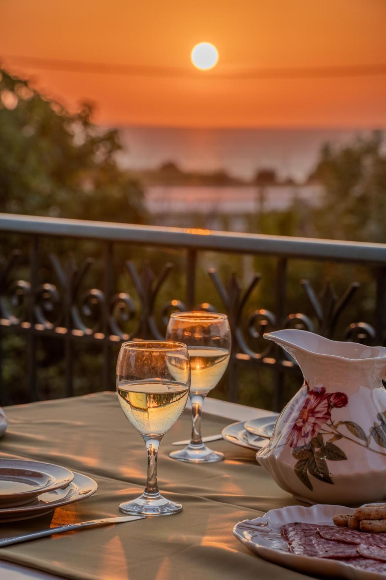 Ariadni Sea View *