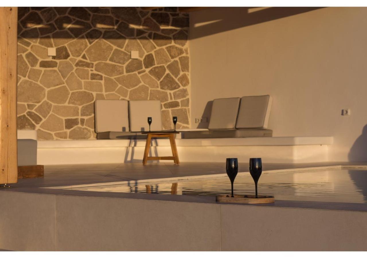 Villa Leuki Milos