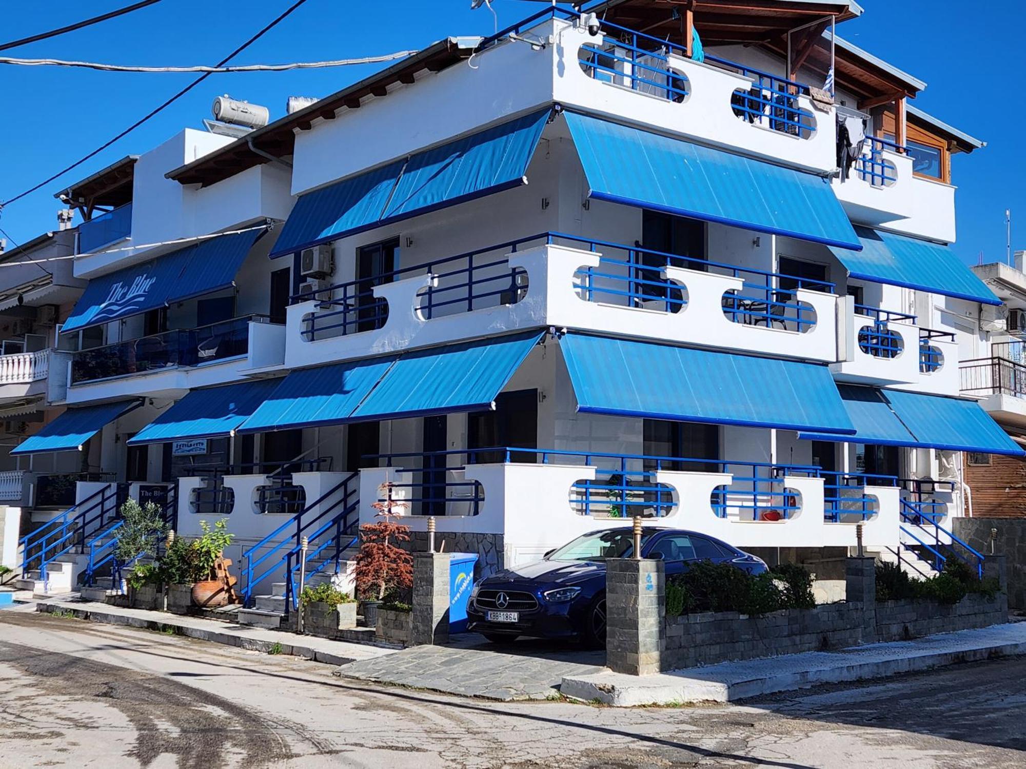 The Blue Aparthotel 2*