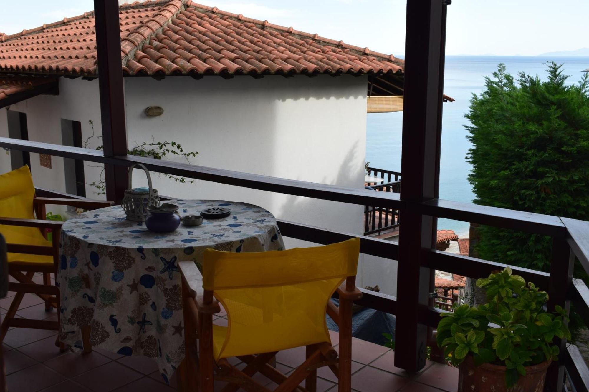 Apartment Alisaxni Seaside
