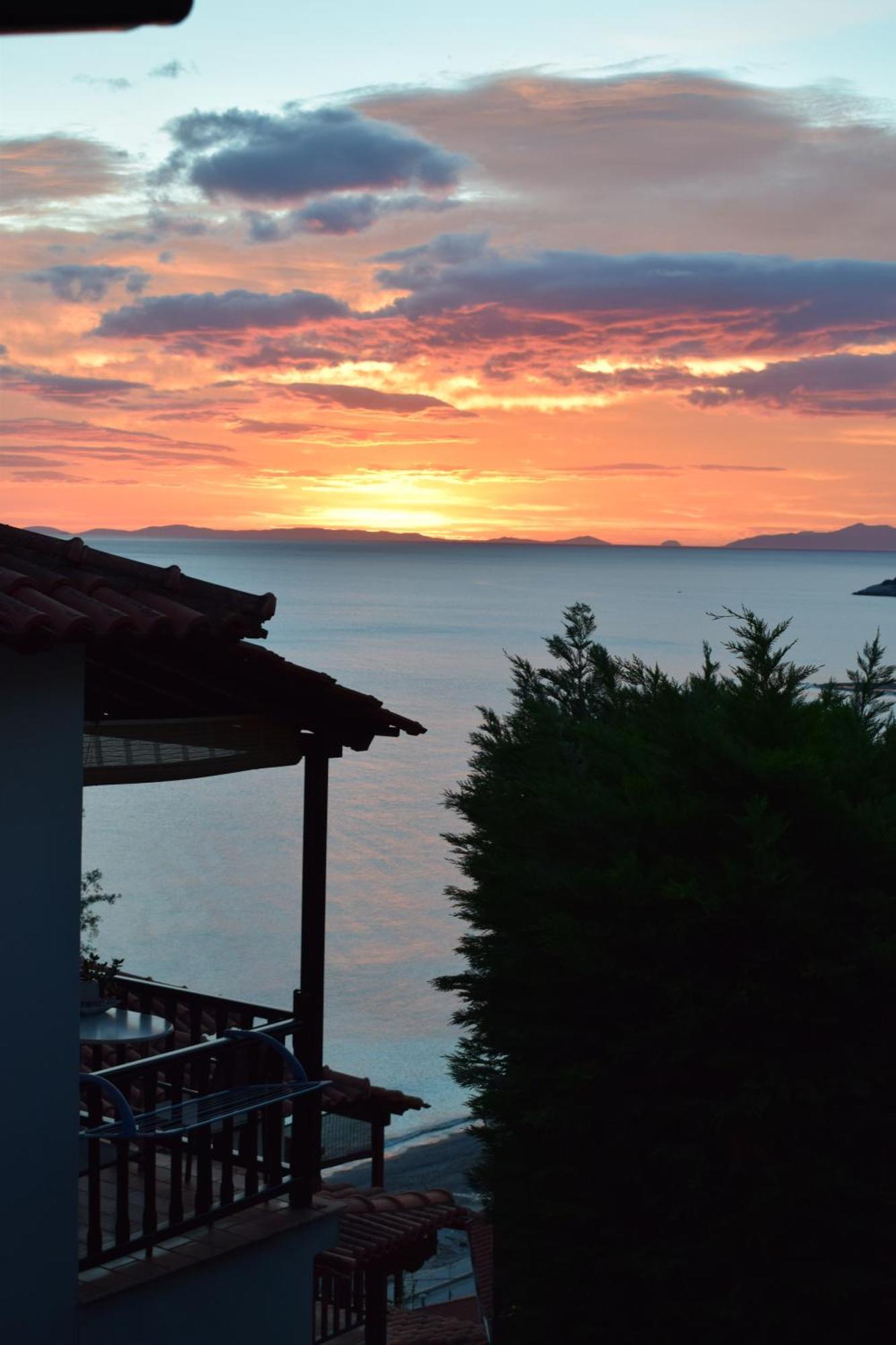 Apartment Alisaxni Seaside