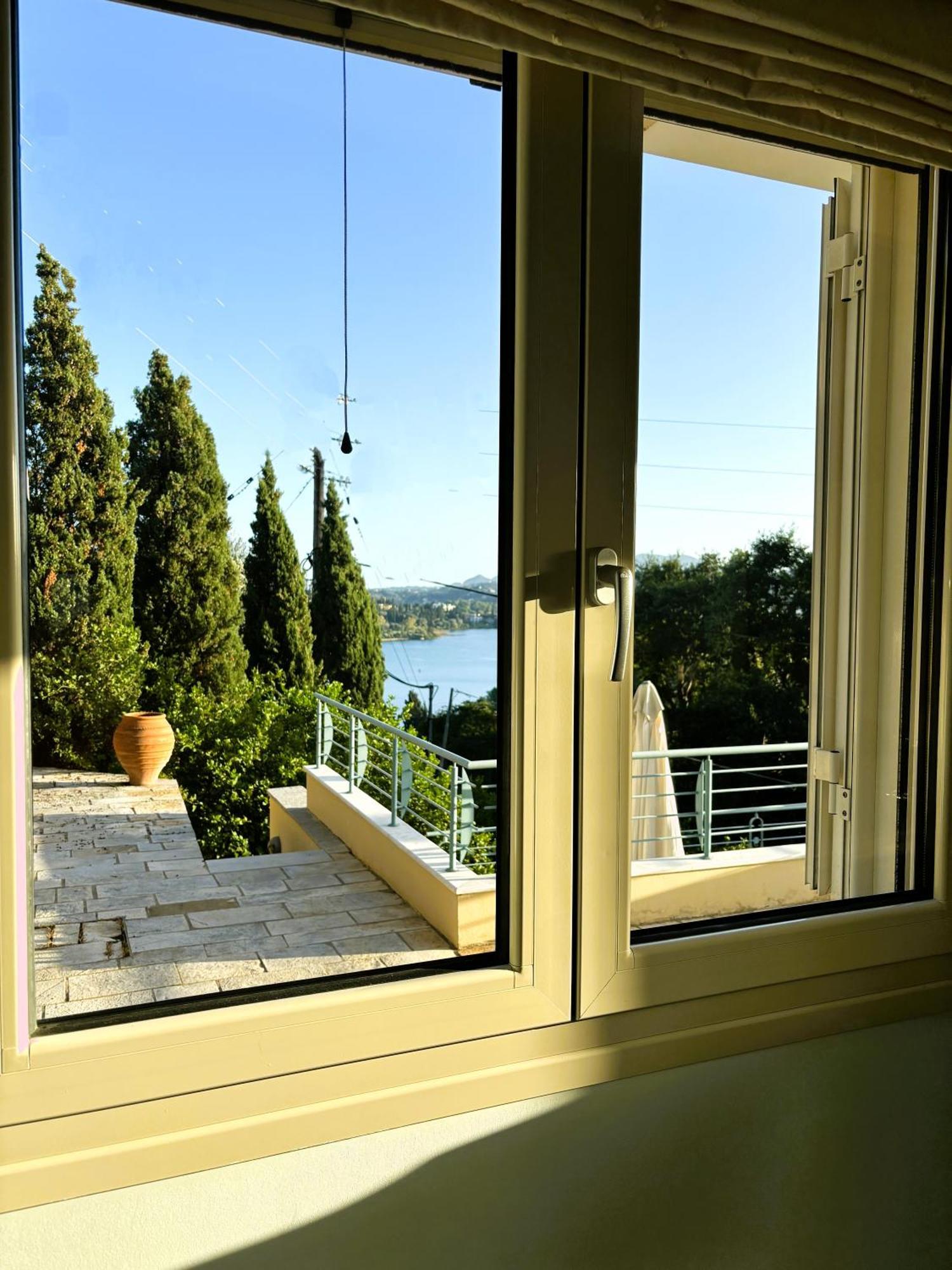 Liberty: Classic Luxury Sea View With Private Pool *