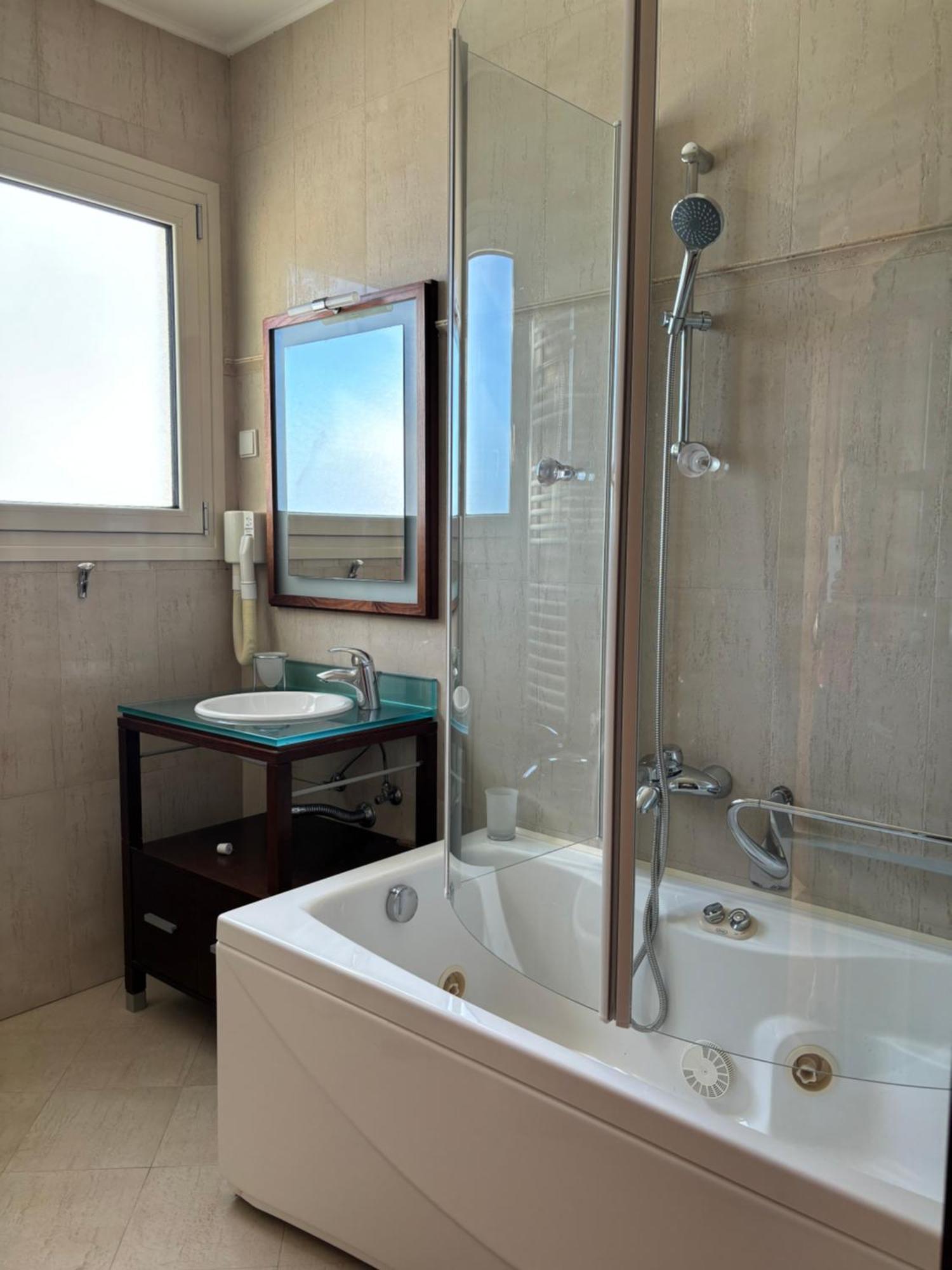 Villa Liberty: Classic Luxury Sea View With Private Pool Kommeno (Corfu)