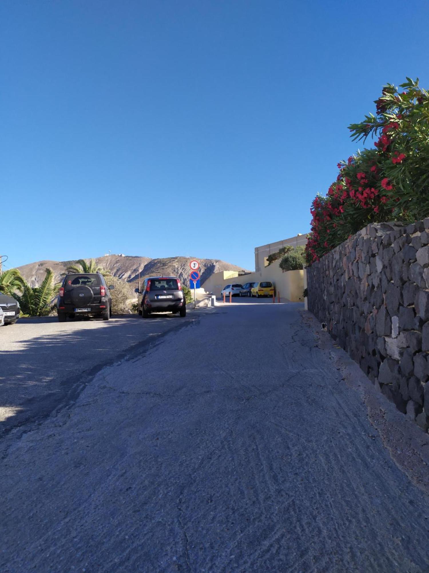Santorini Cave Holiday home Exo Gonia