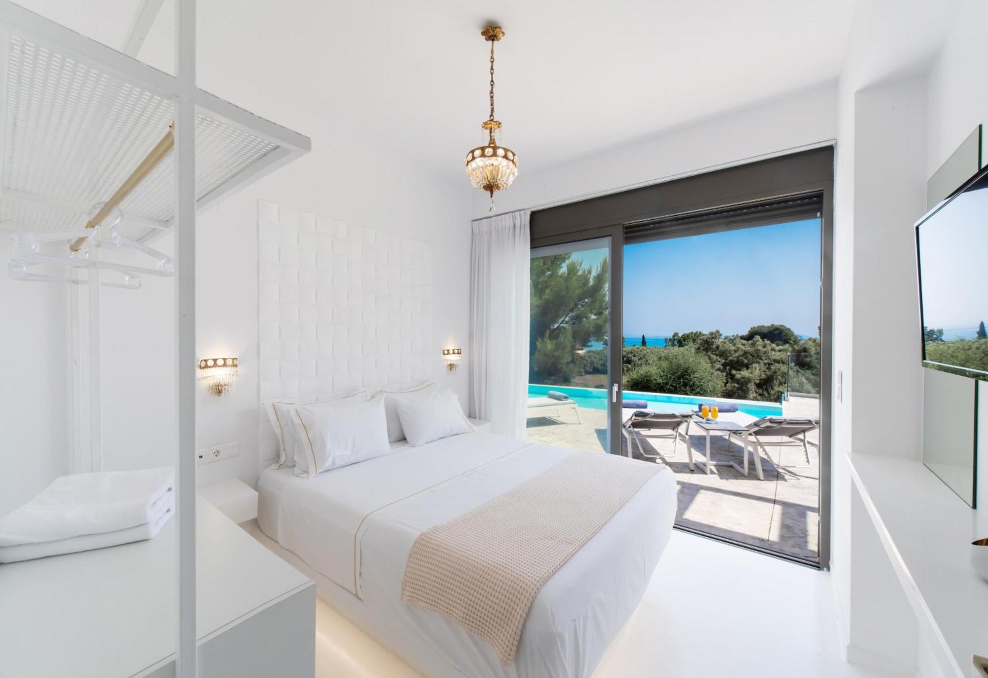 Villa Gaia - Divine Private With Pool, Close To Agios Ioannis (Lefkada)