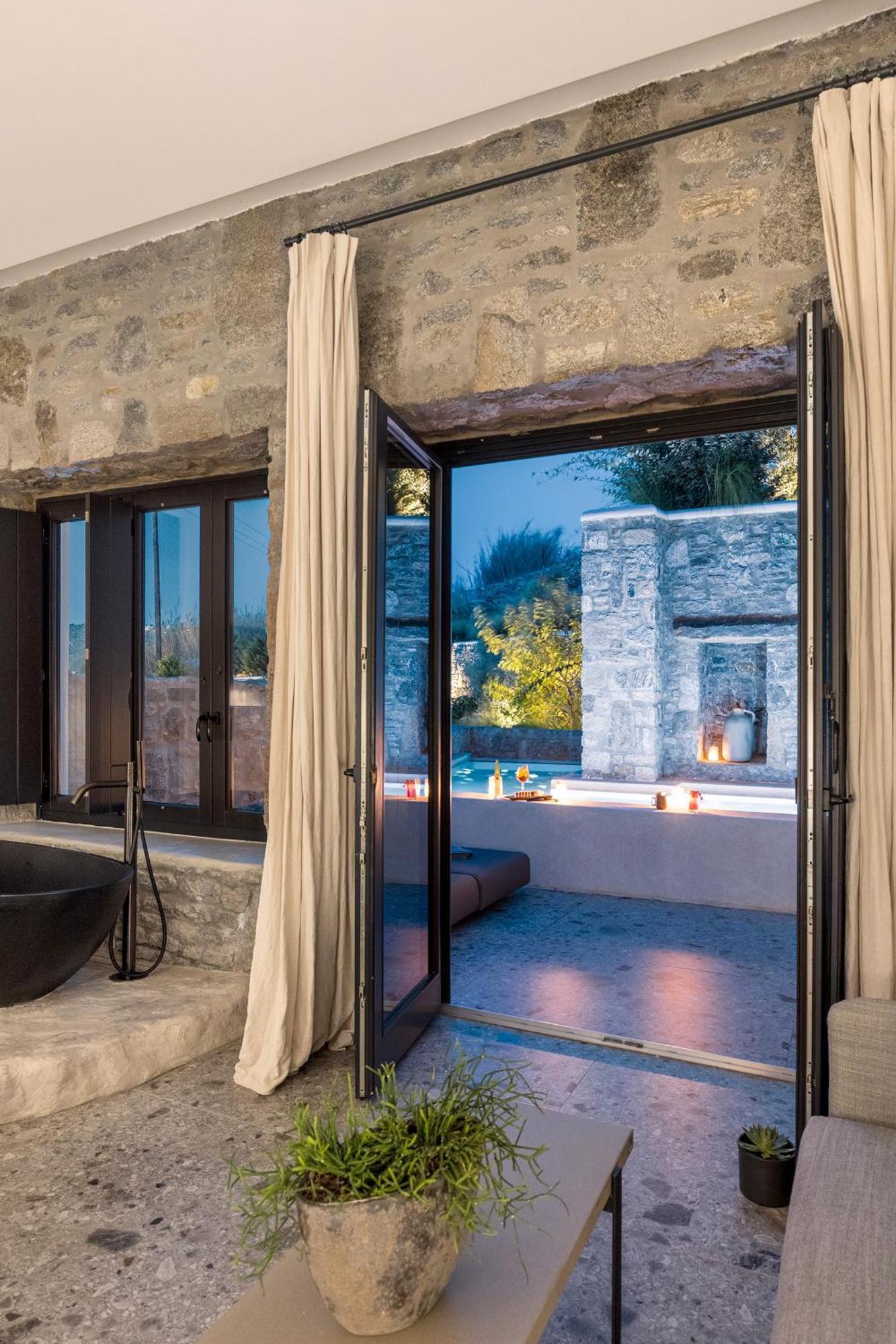 Hotel Aeonic And Mykonos Town