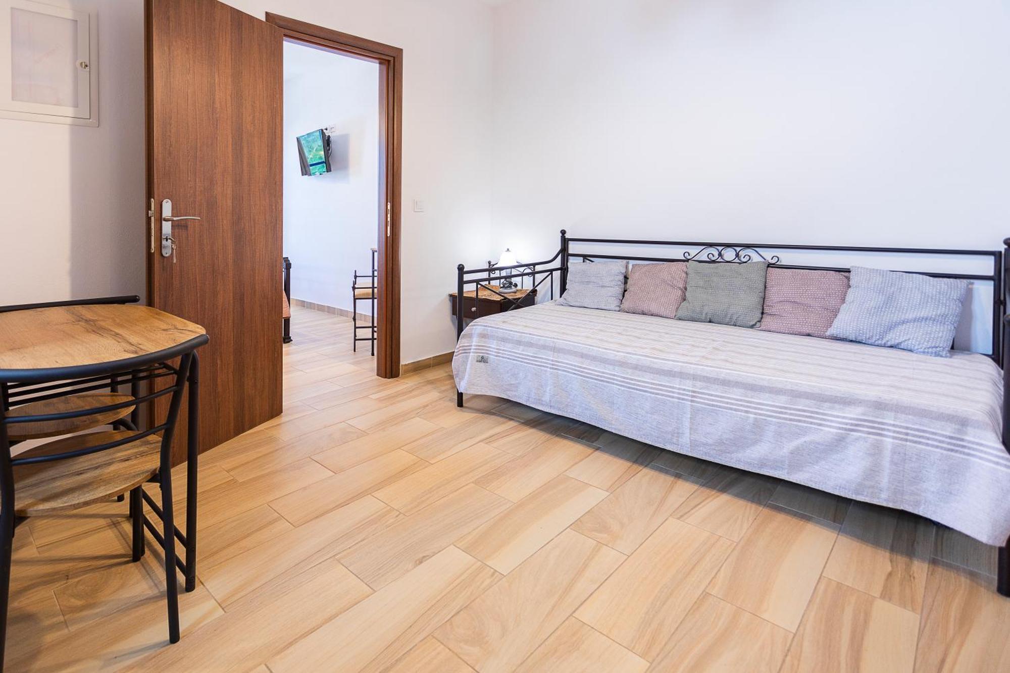 Almiriki Serifos Guest house 3*