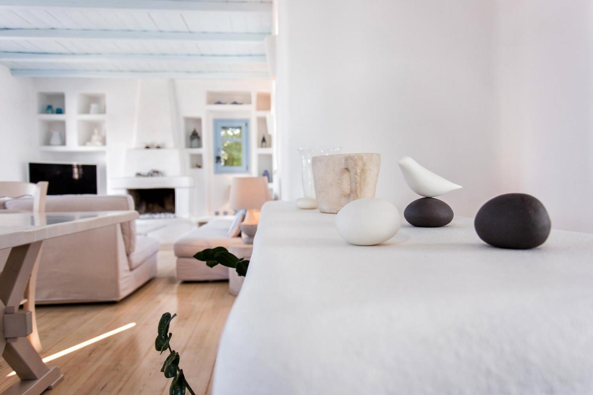 Azure Villa Paros Drios